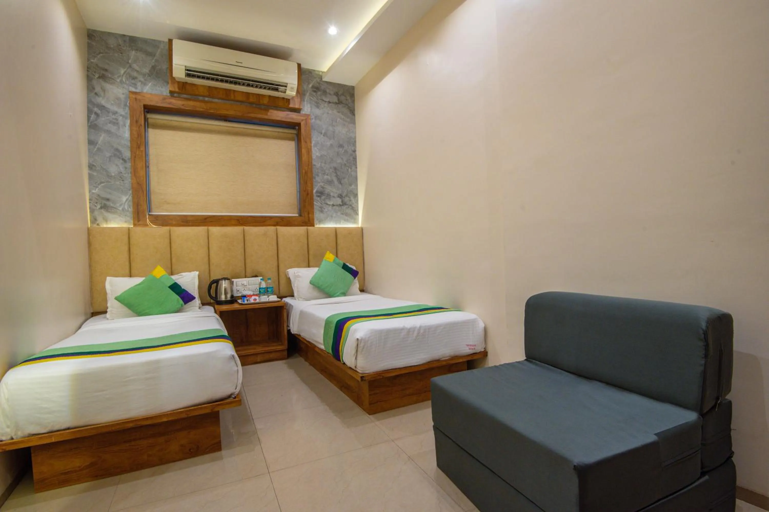 Bedroom, Bed in Treebo Amber Imperial