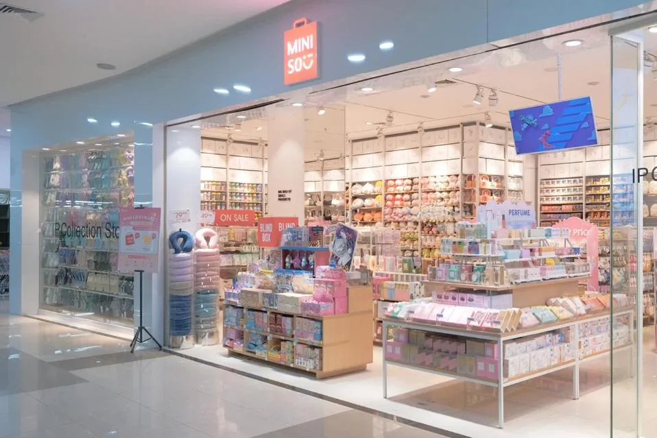 Shopping Area in Trio Azana Style Kebumen