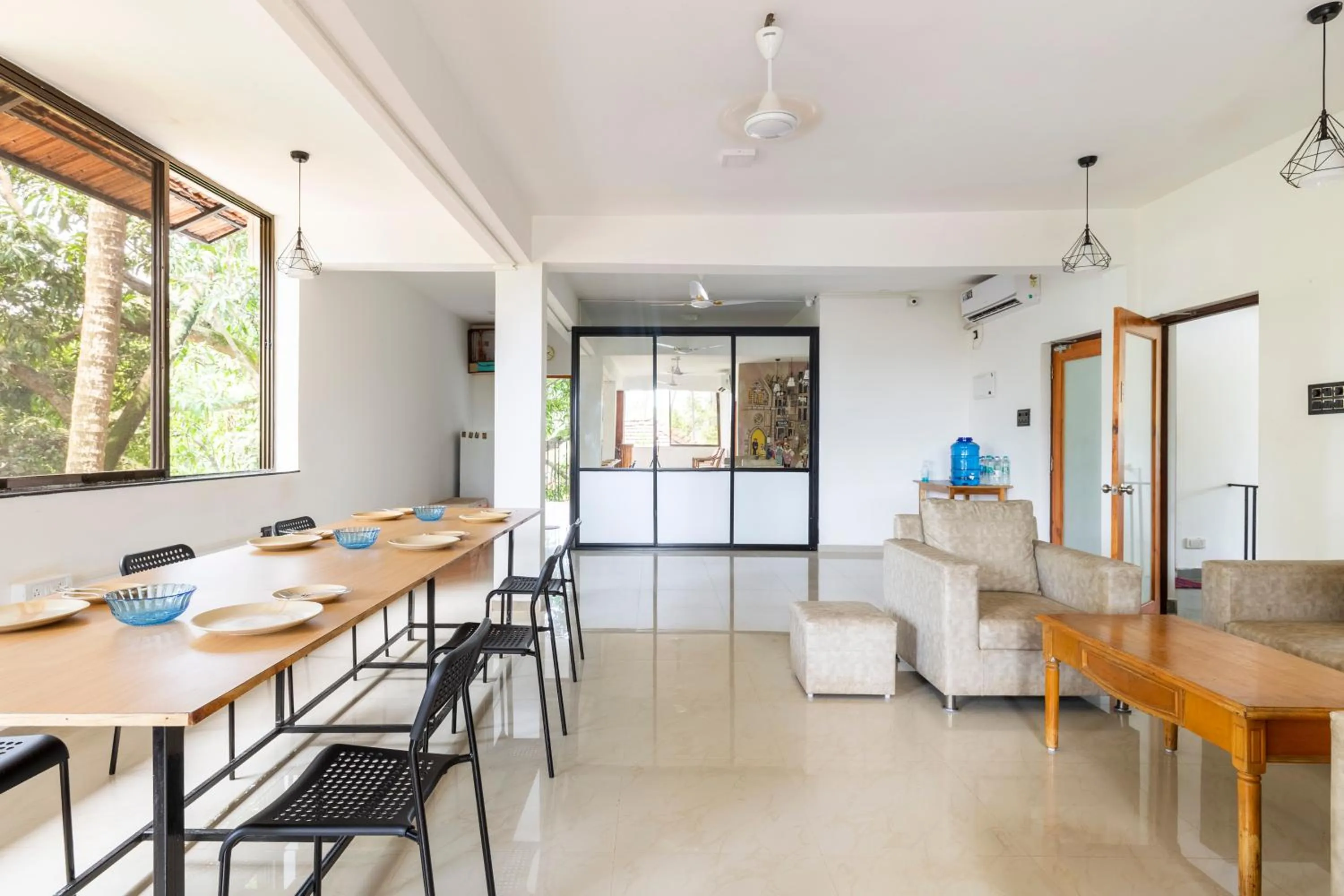 Business facilities in Casa De Mor Villa with Pool