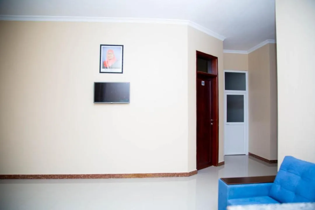 Communal lounge/ TV room in Joleen Safari Park