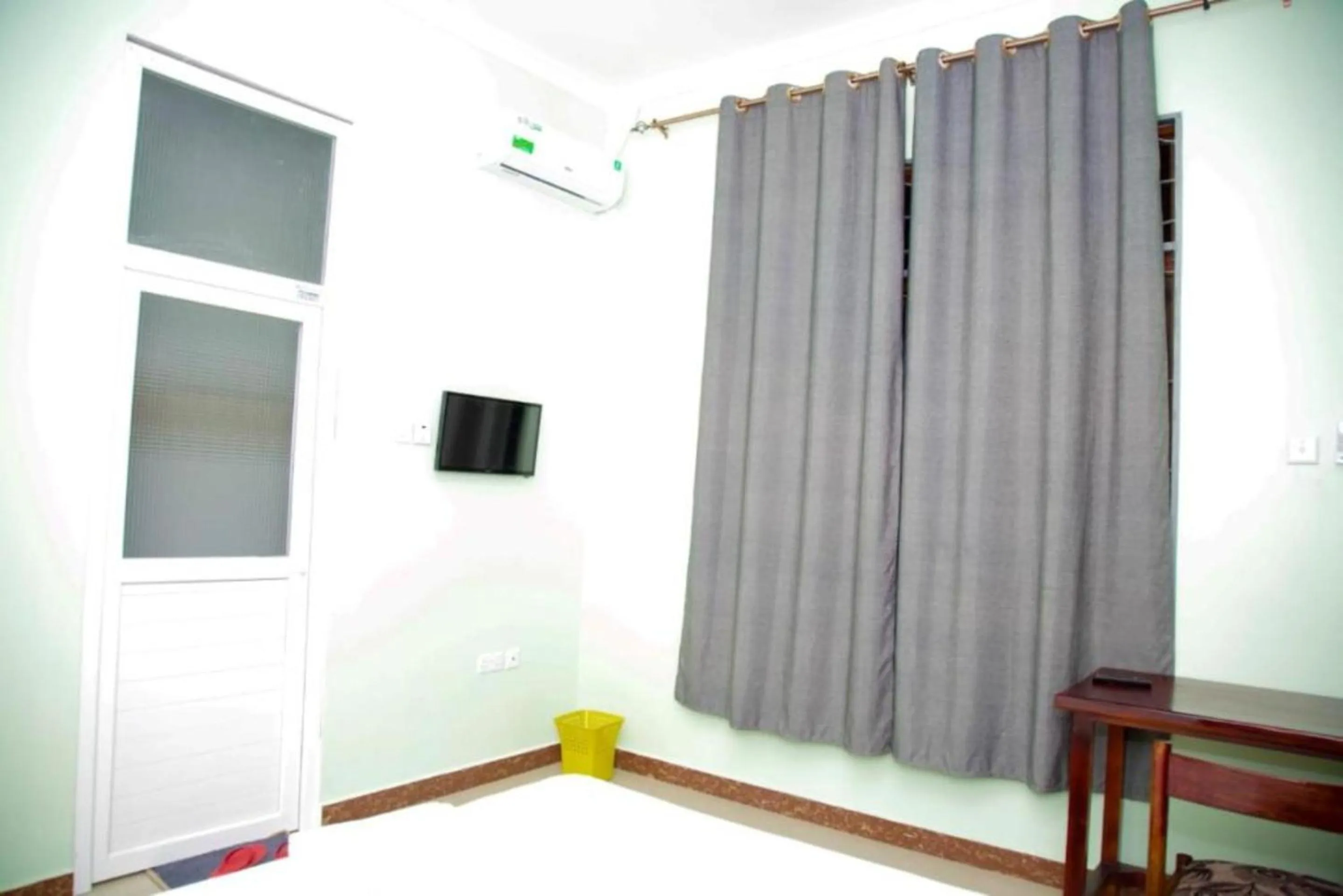 TV and multimedia in Joleen Safari Park