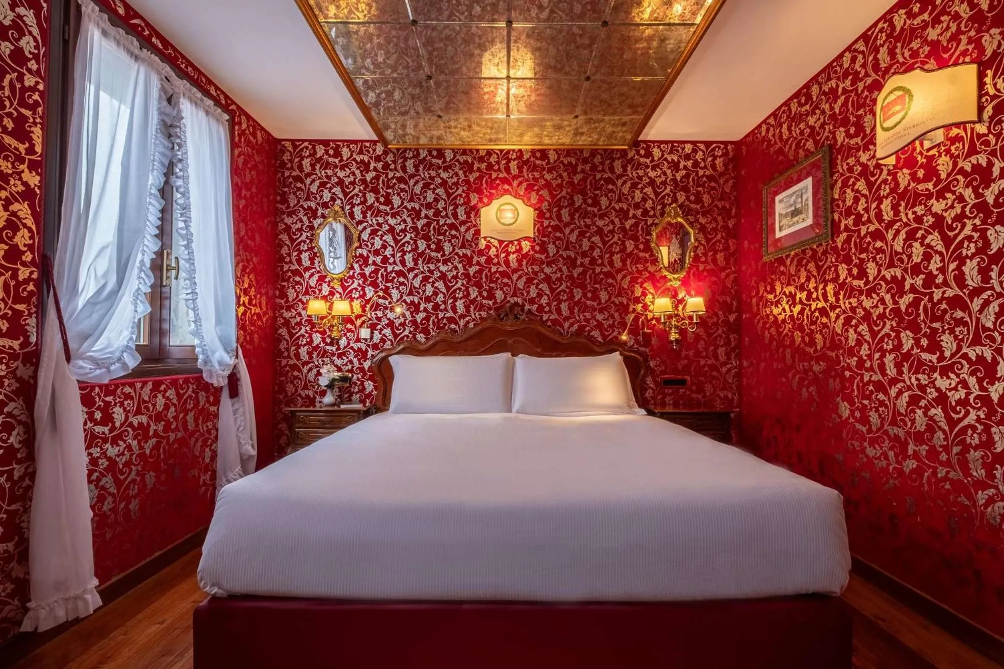 Bedroom, Bed in Antica Locanda Sturion Residenza d'Epoca