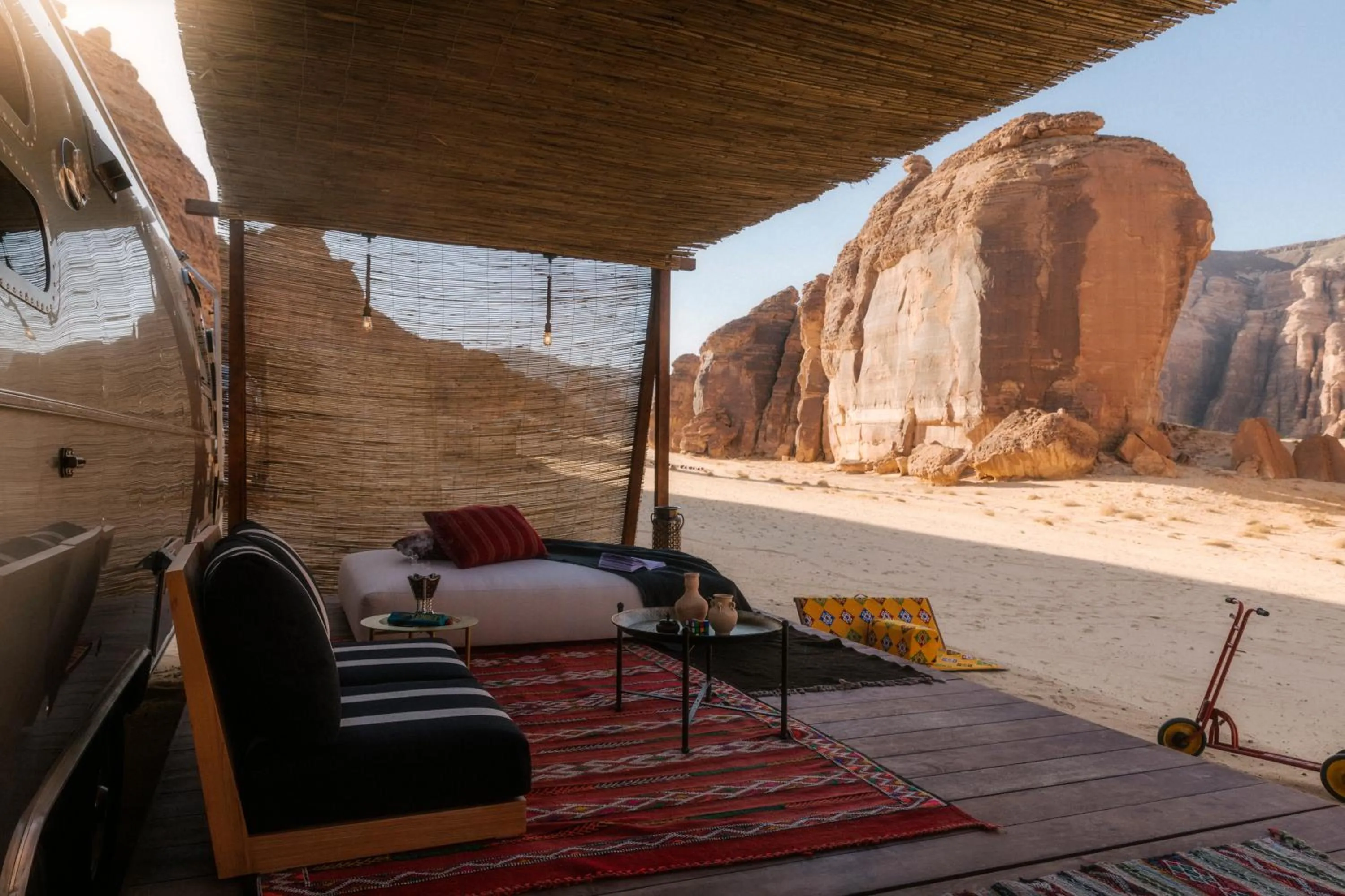 Patio in Caravan AlUla by Our Habitas