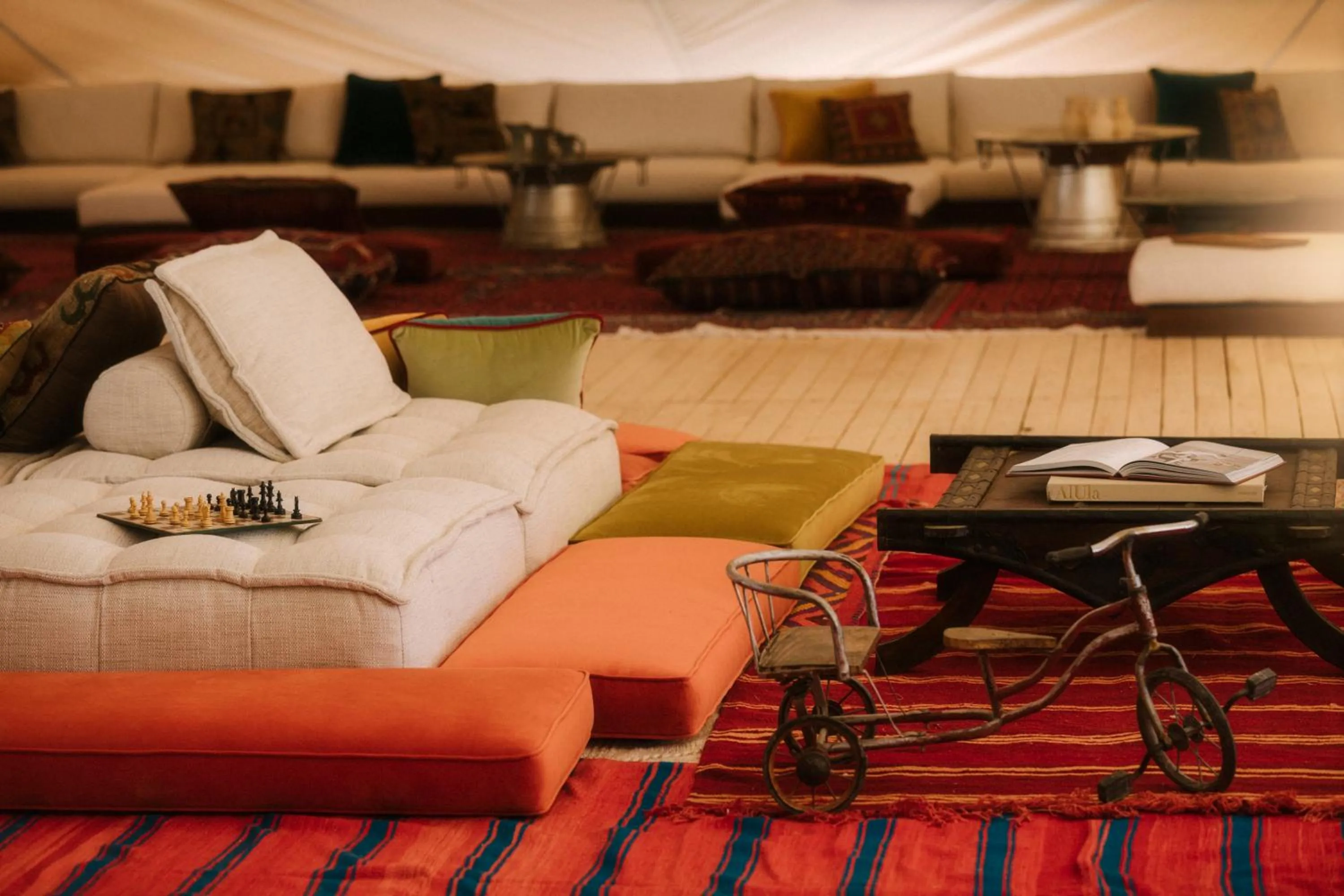 Living room in Caravan AlUla by Our Habitas