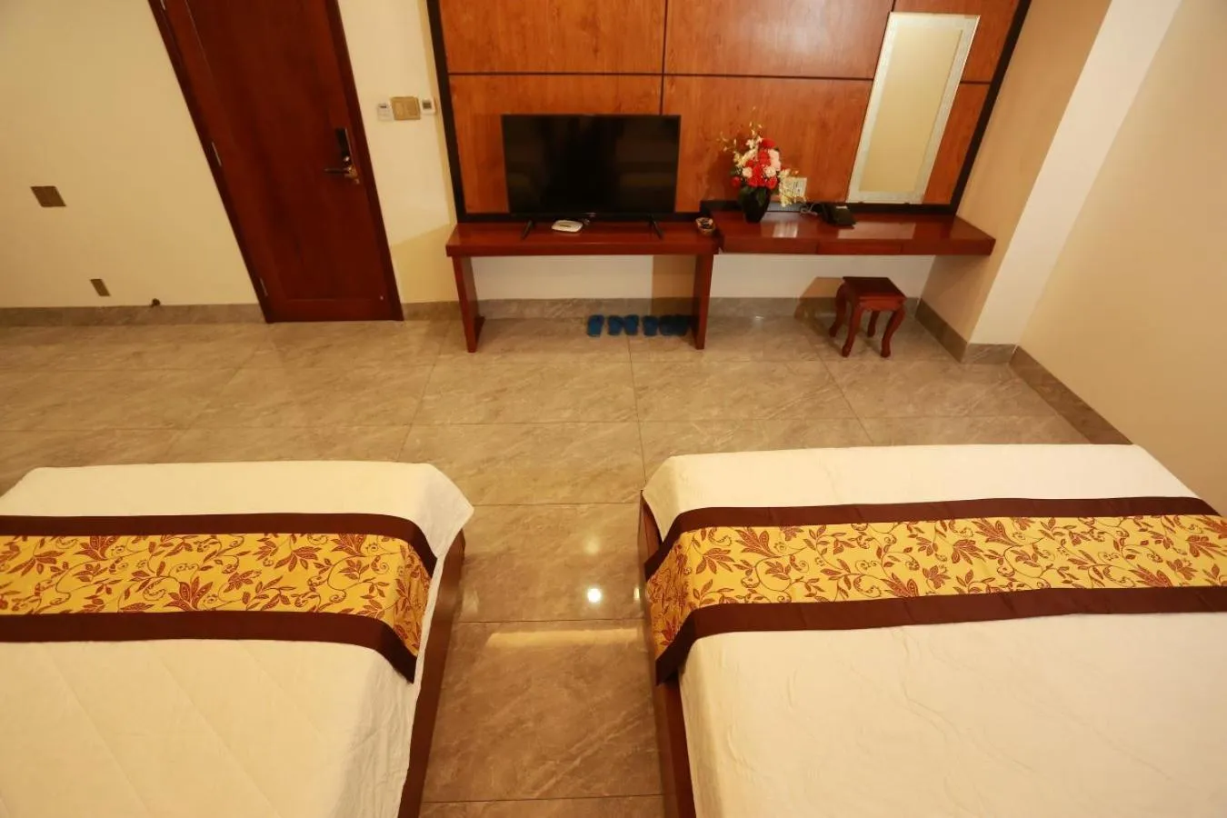 Bed in THANH TAI HOTEL 2