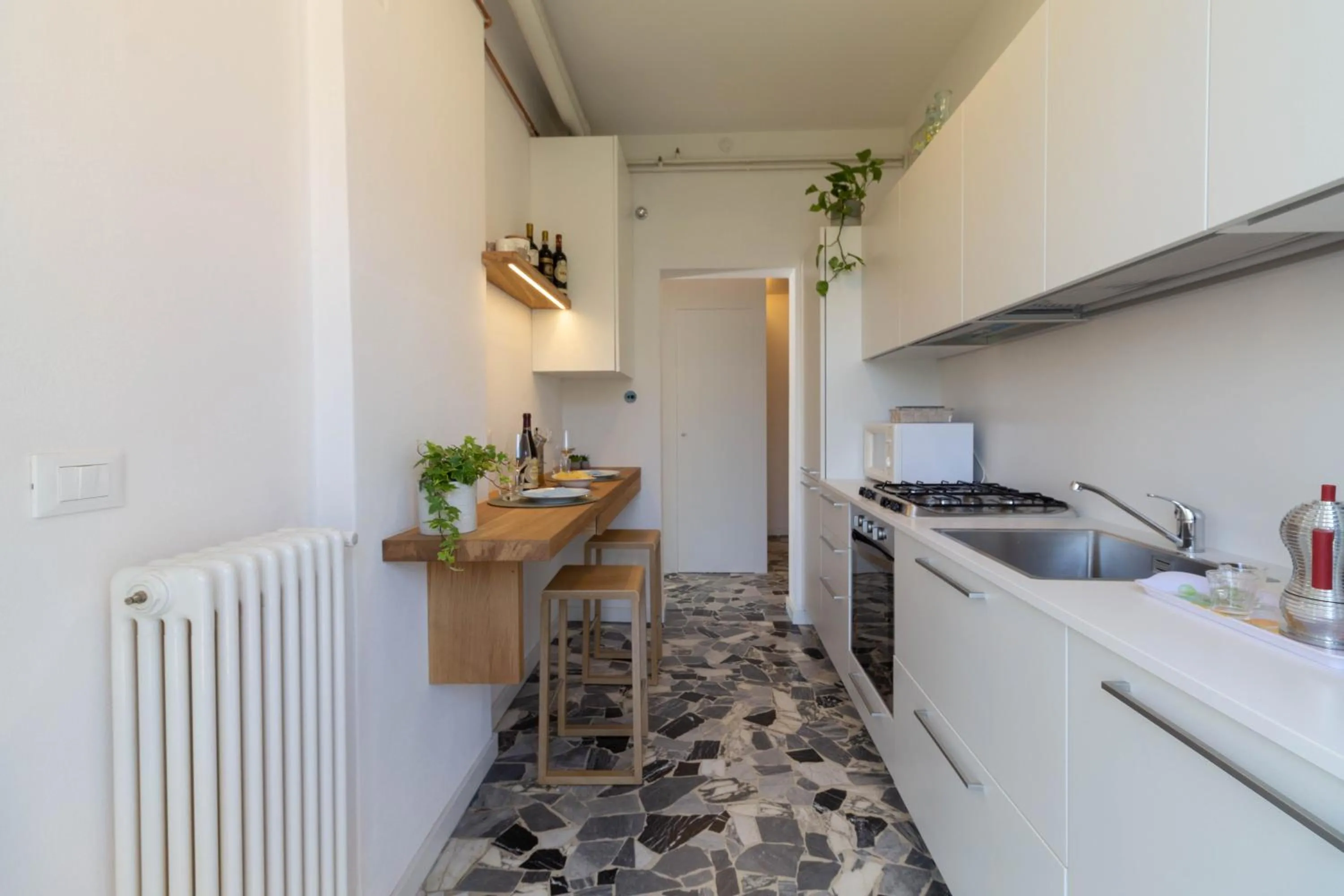 kitchen in Mamma Ciccia Holiday Home - Waterfront Apartment