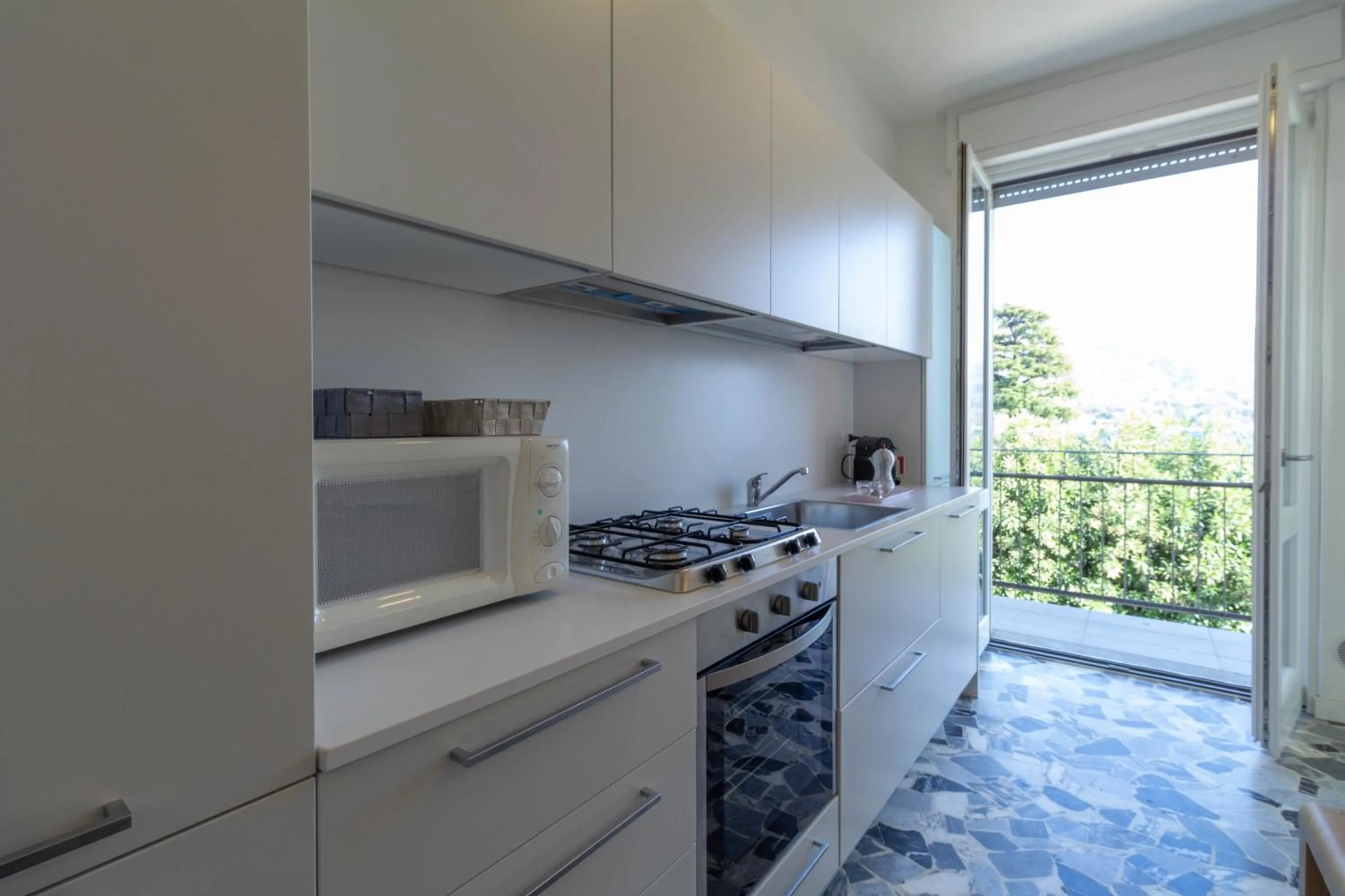 Balcony/Terrace in Mamma Ciccia Holiday Home - Waterfront Apartment