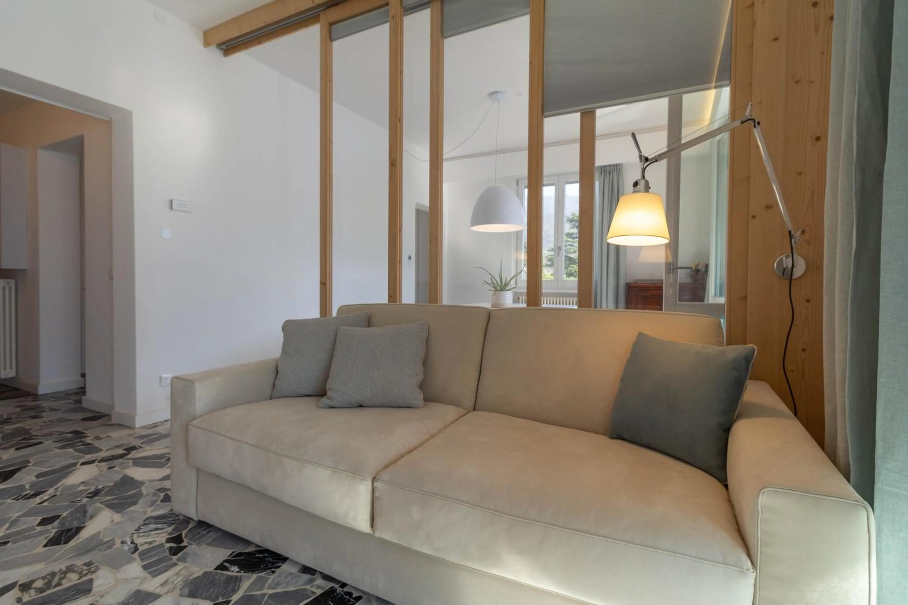 Living room in Mamma Ciccia Holiday Home - Waterfront Apartment