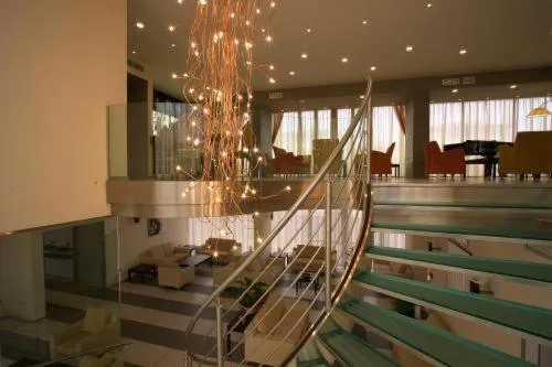 Lounge or bar in West Florence