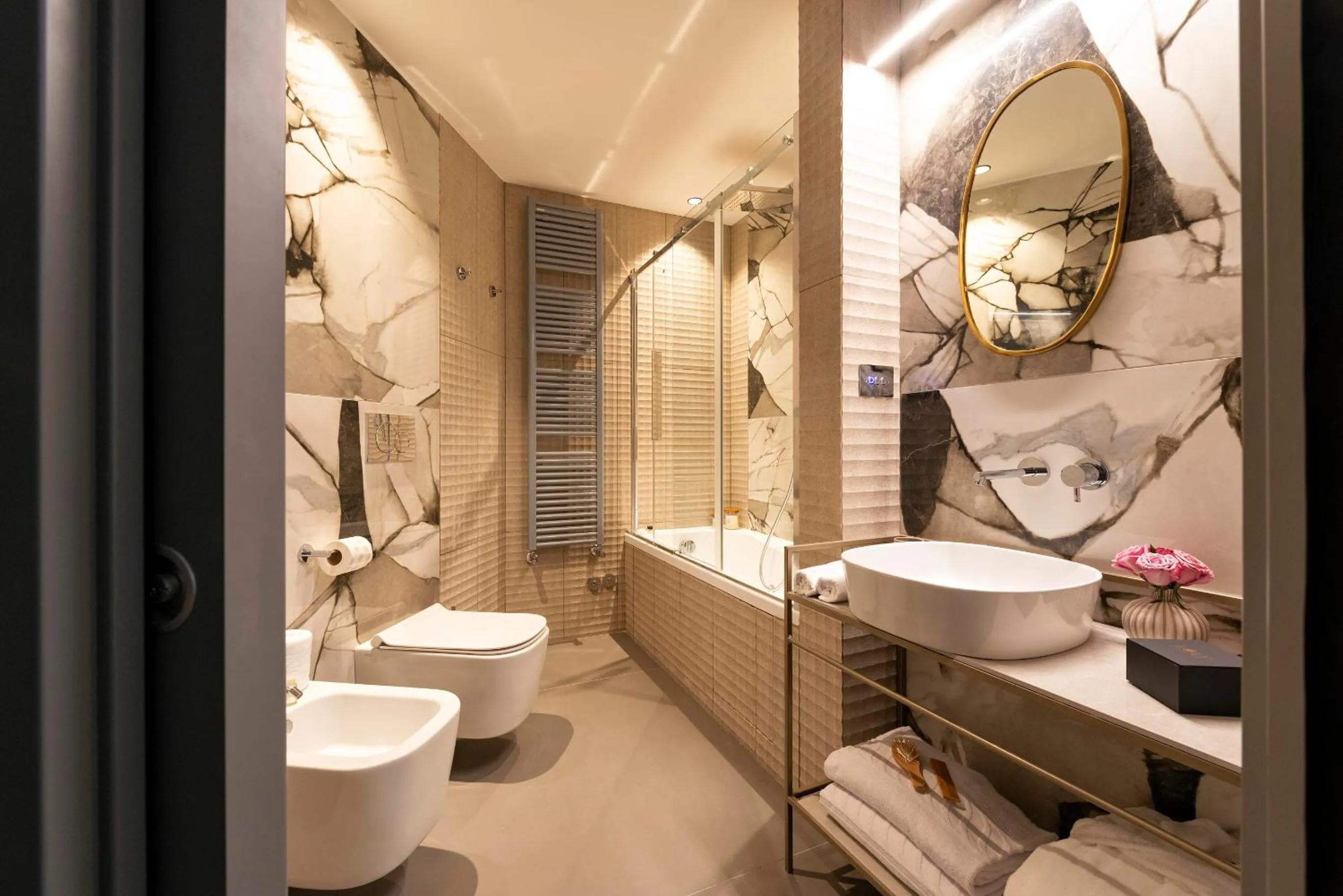 Bathroom in Loly Boutique Hotel Roma