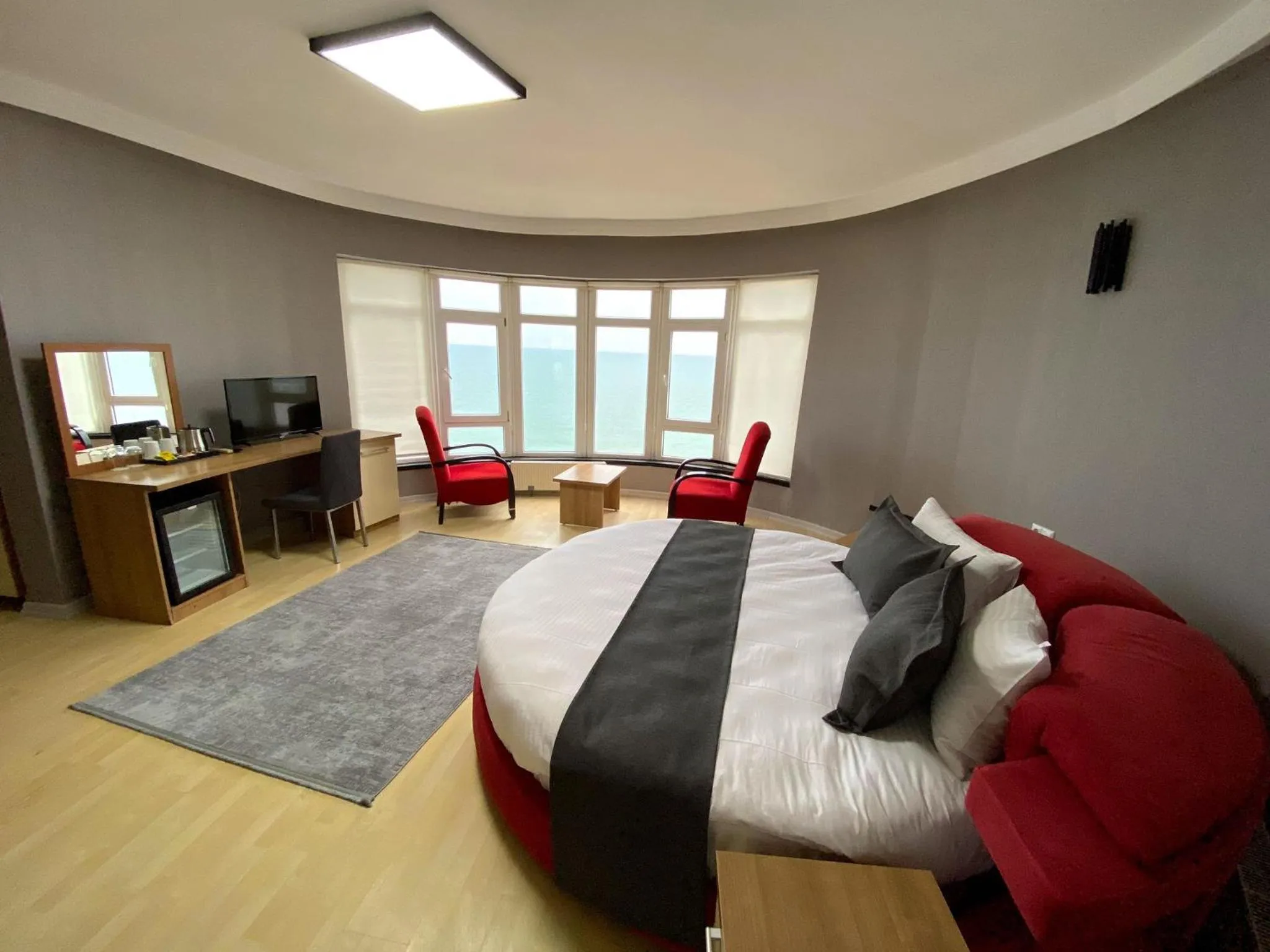 Photo of the whole room in NEW HOTEL SAMSUN