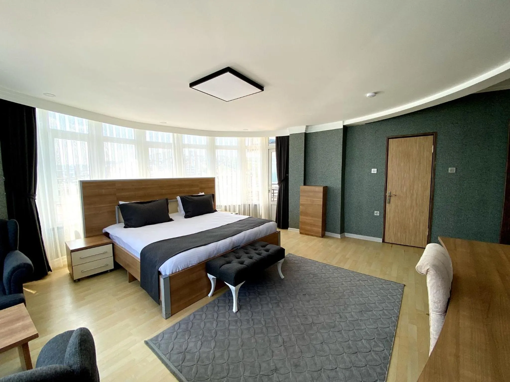 Photo of the whole room in NEW HOTEL SAMSUN