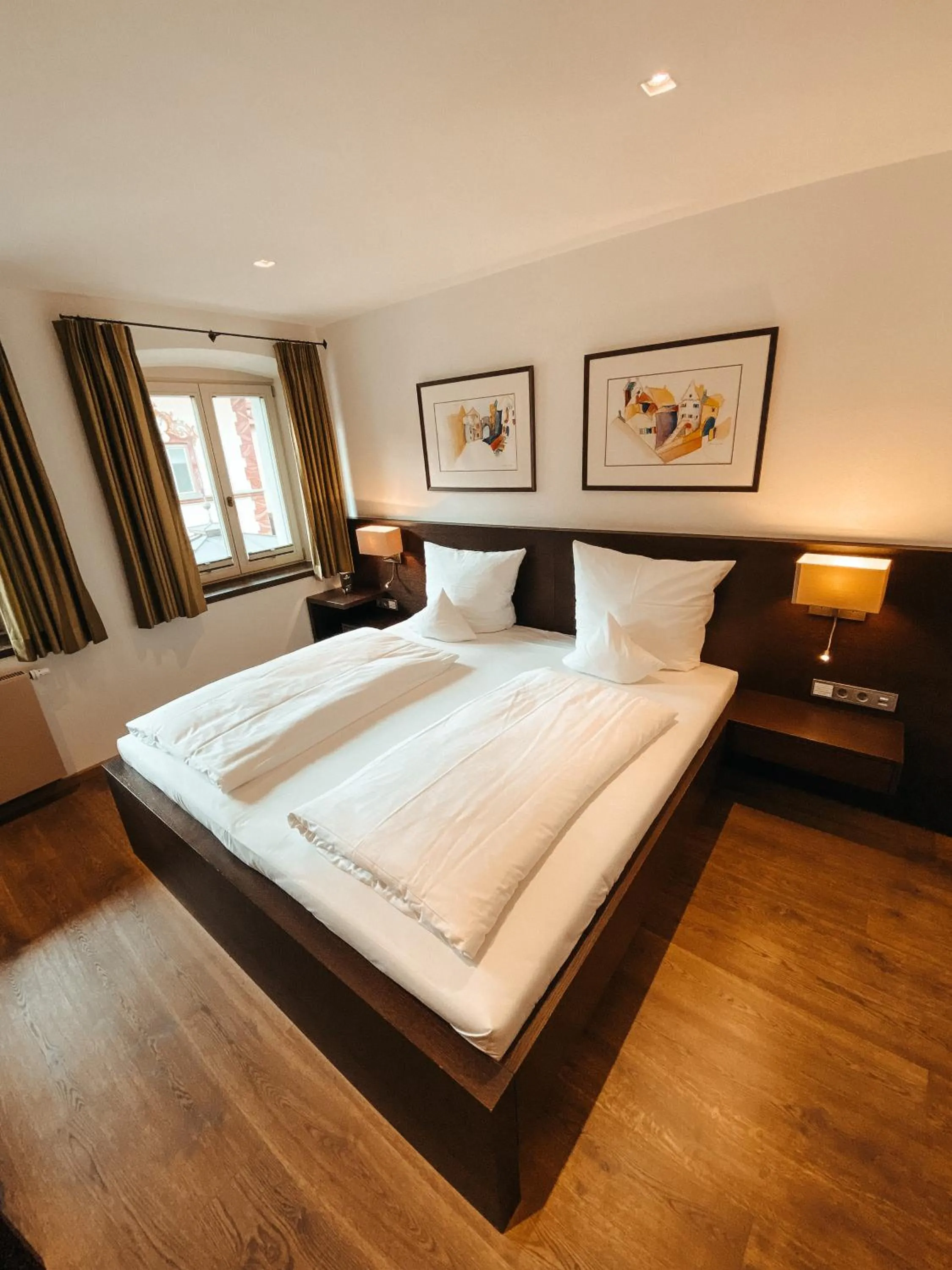 Photo of the whole room, Bed in Hotel Hofwirt Neubeuern