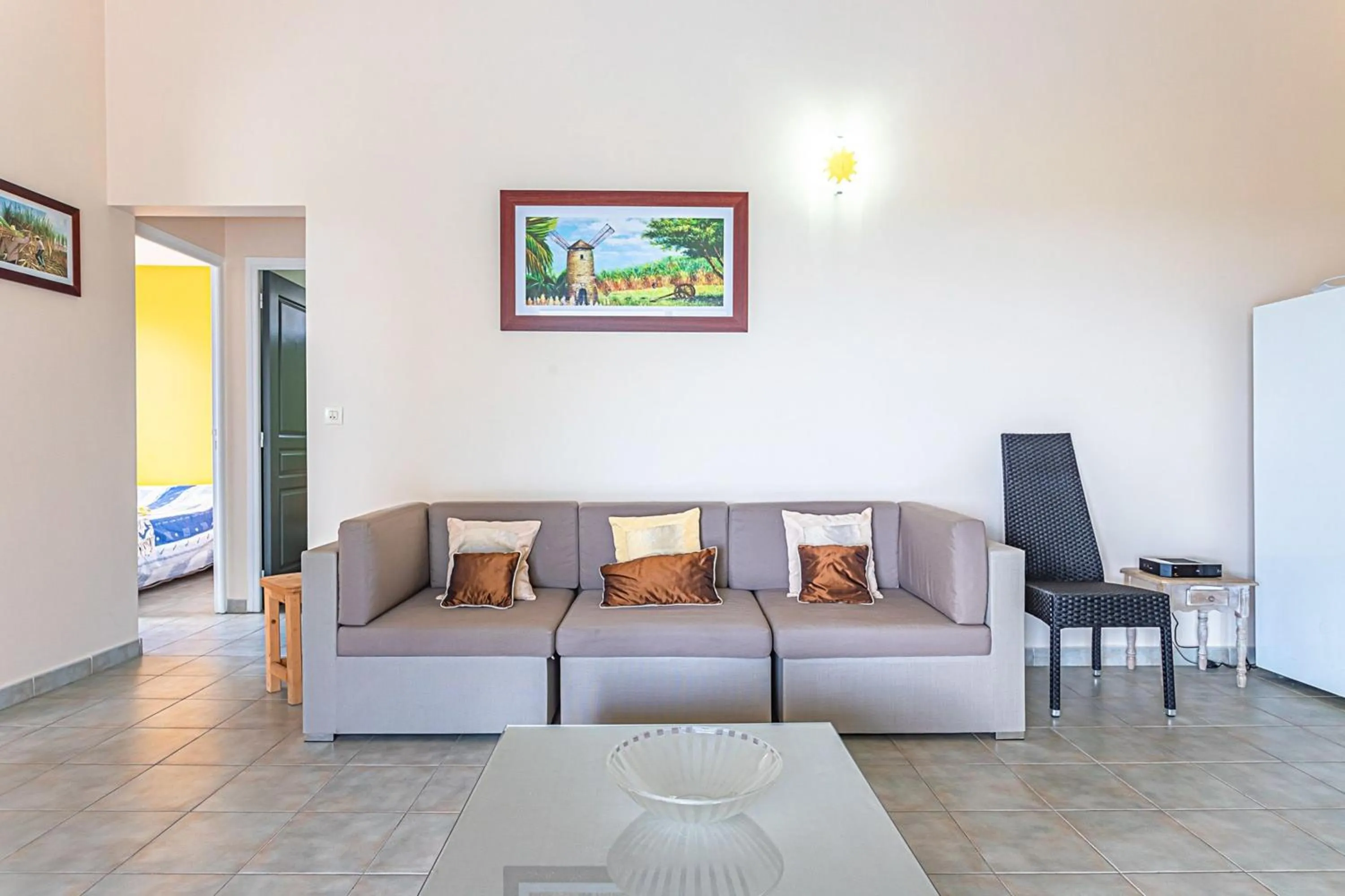 Living room in Villa spacieuse à Saint-François avec piscine privée