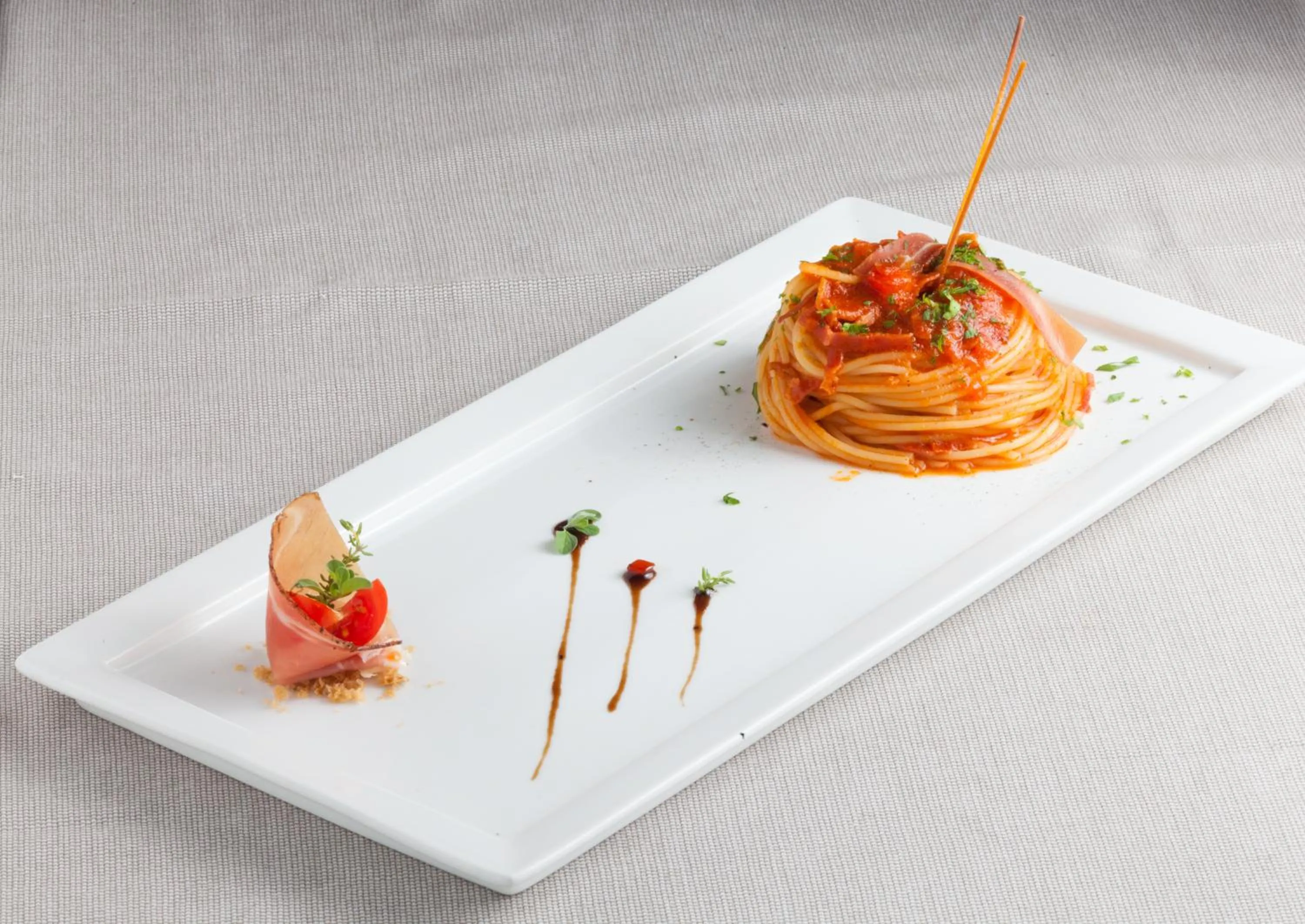 Restaurant/places to eat in Hotel Europa - Skypool & Panorama