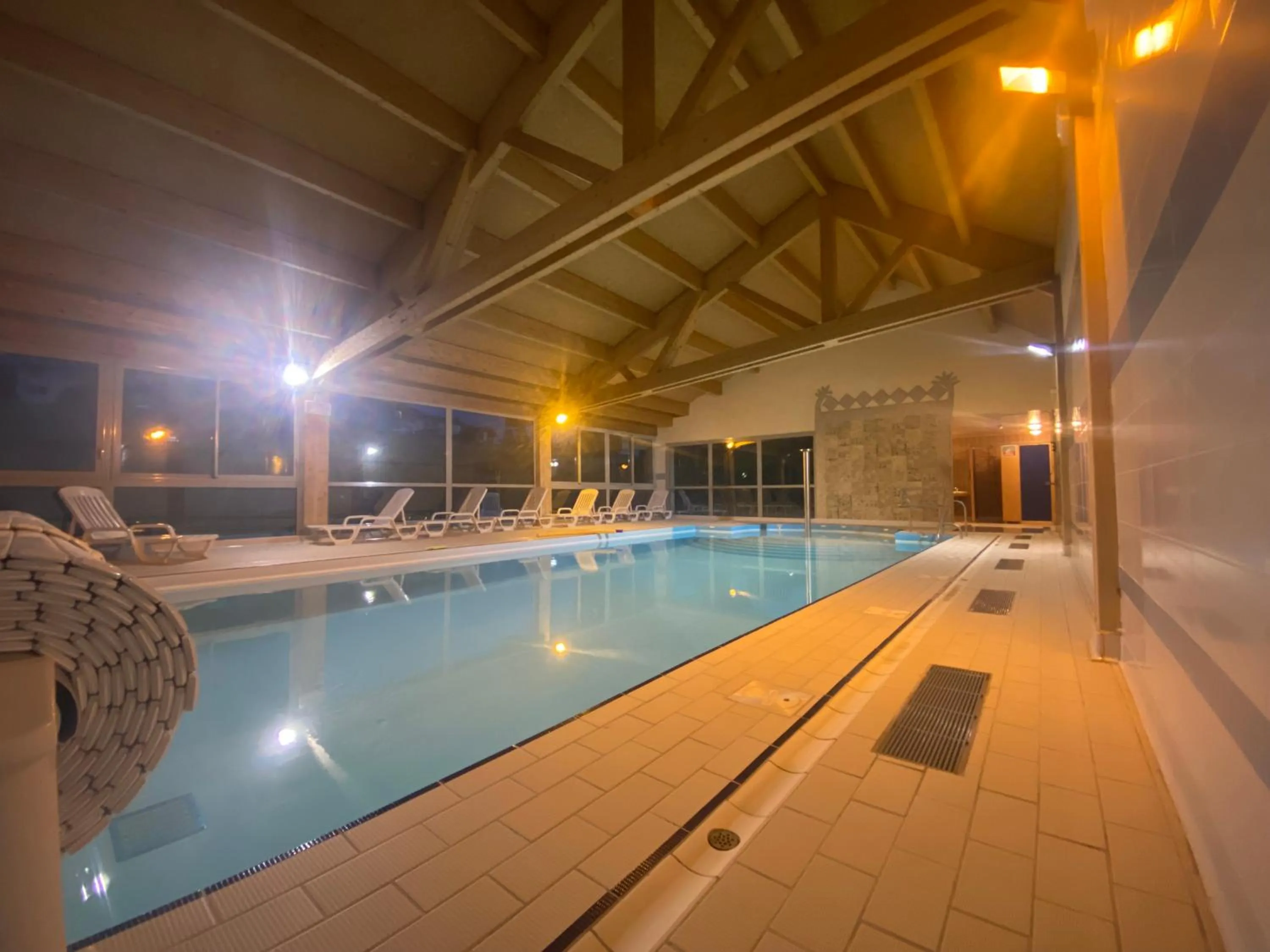Swimming pool in Village de vacances Fleurs et Neige