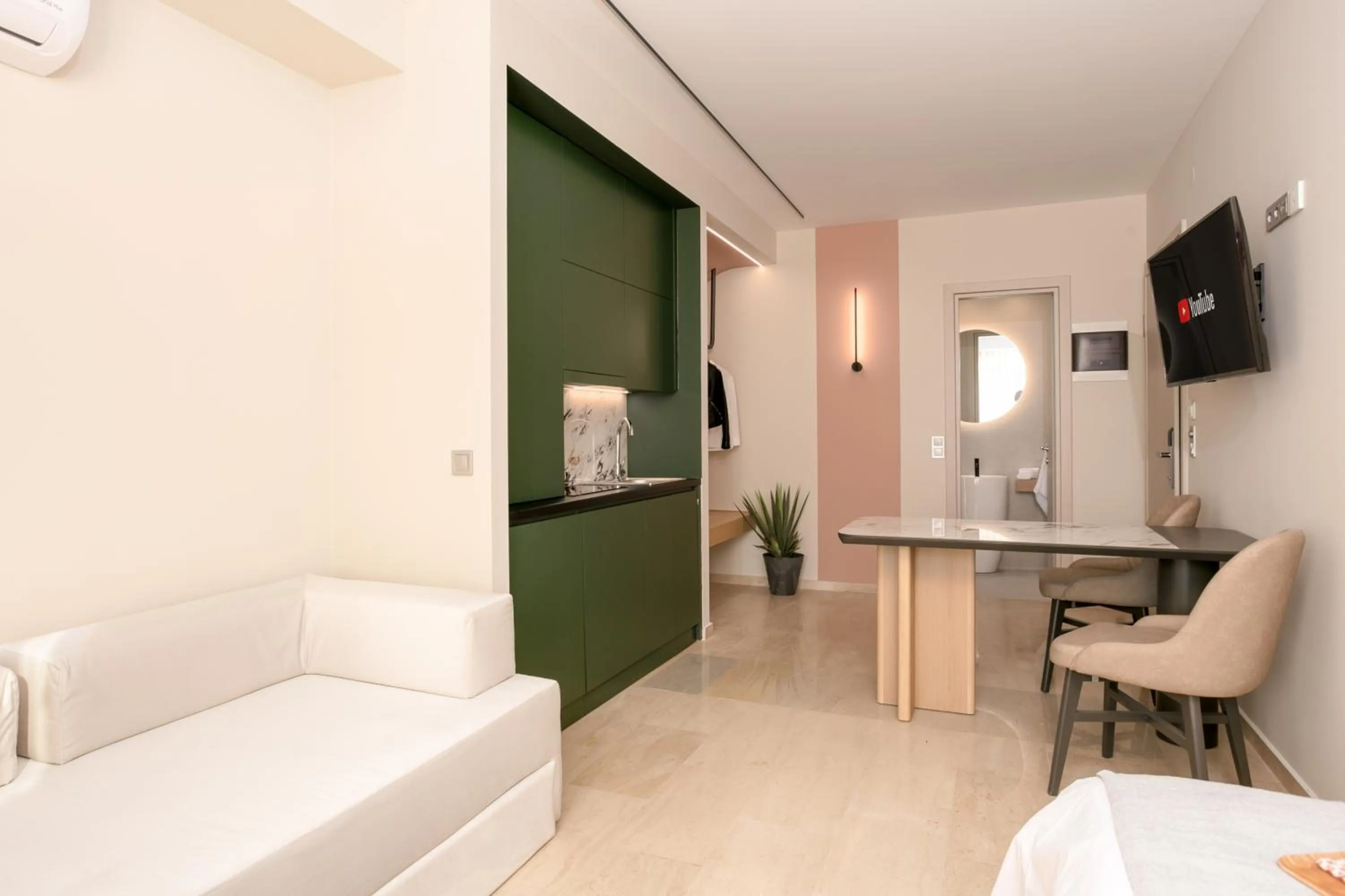 TV and multimedia in Sea & the City