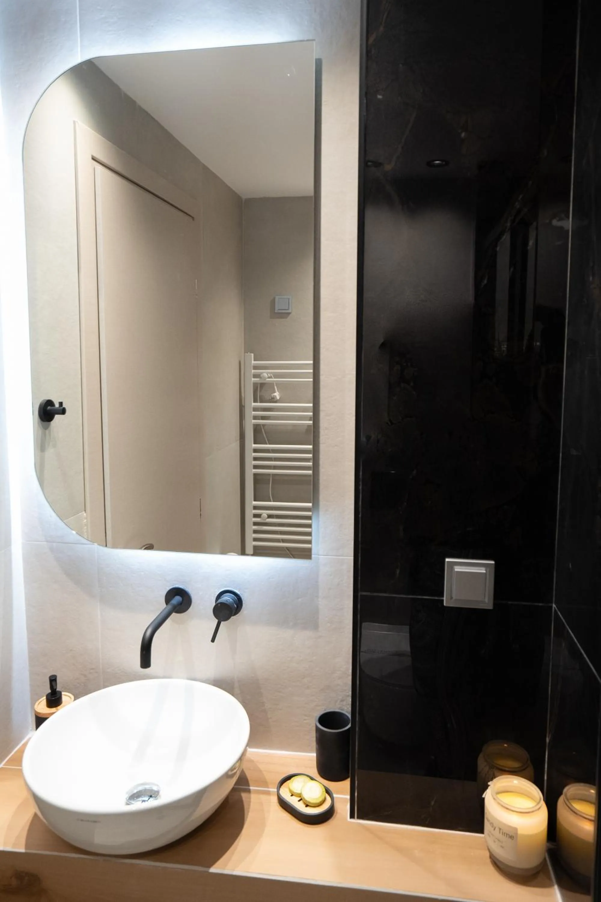 Toilet in Sea & the City