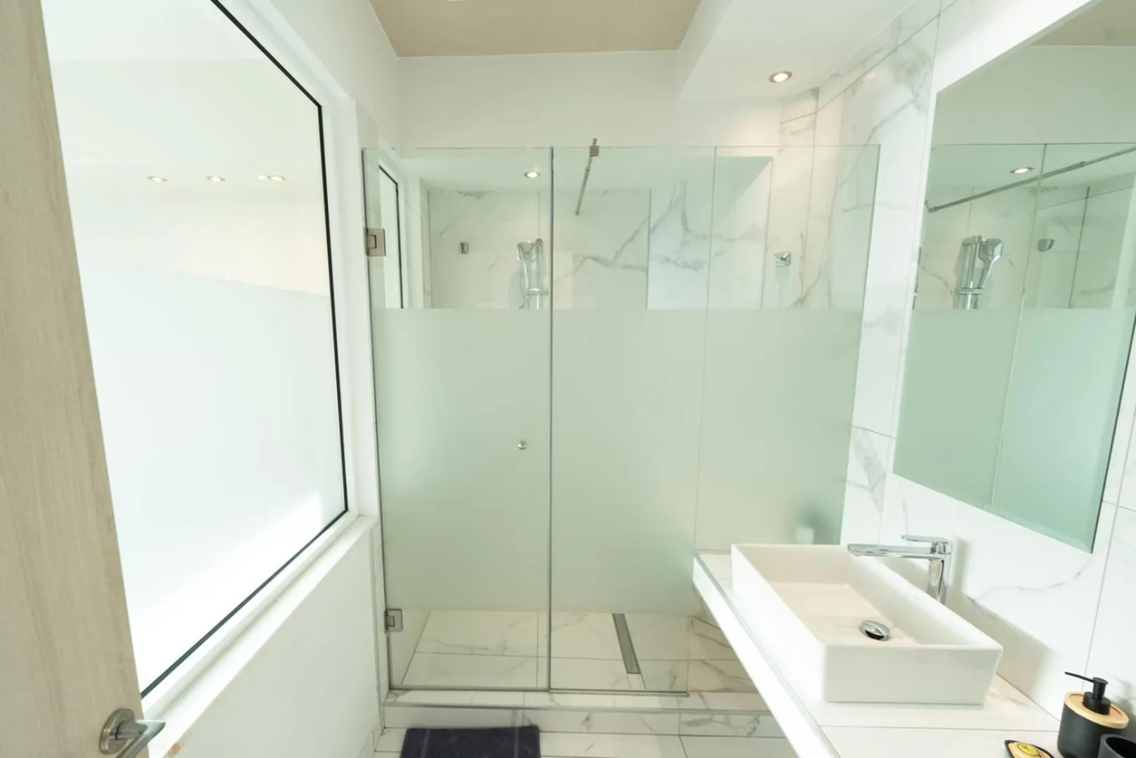 Shower in Sea & the City