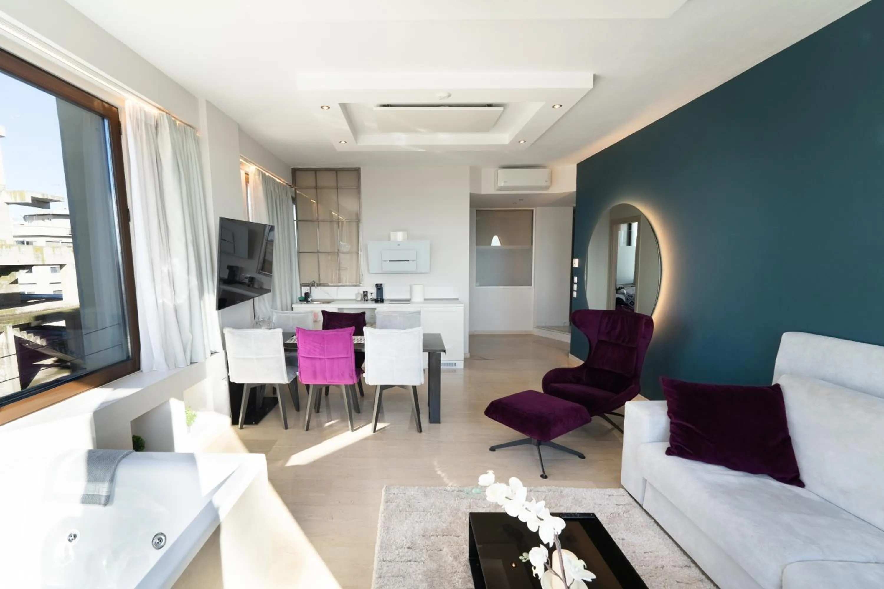 Living room in Sea & the City