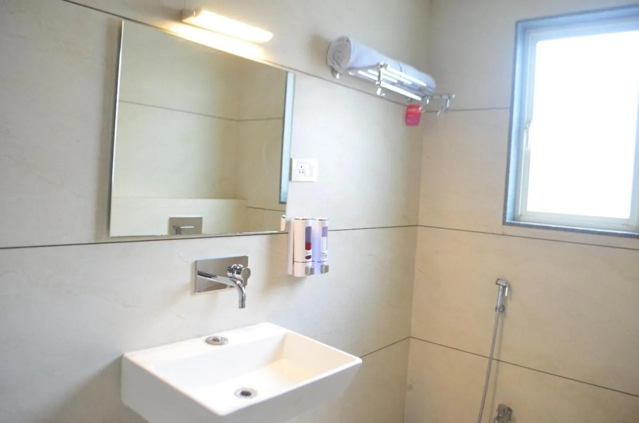 Bathroom in Hotel O2 Sangli