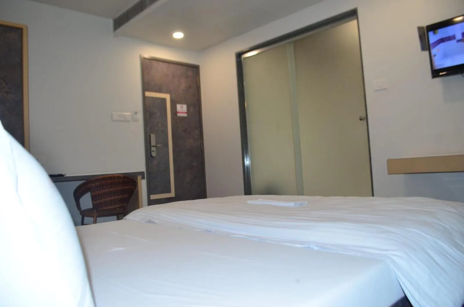 Bed in Hotel O2 Sangli