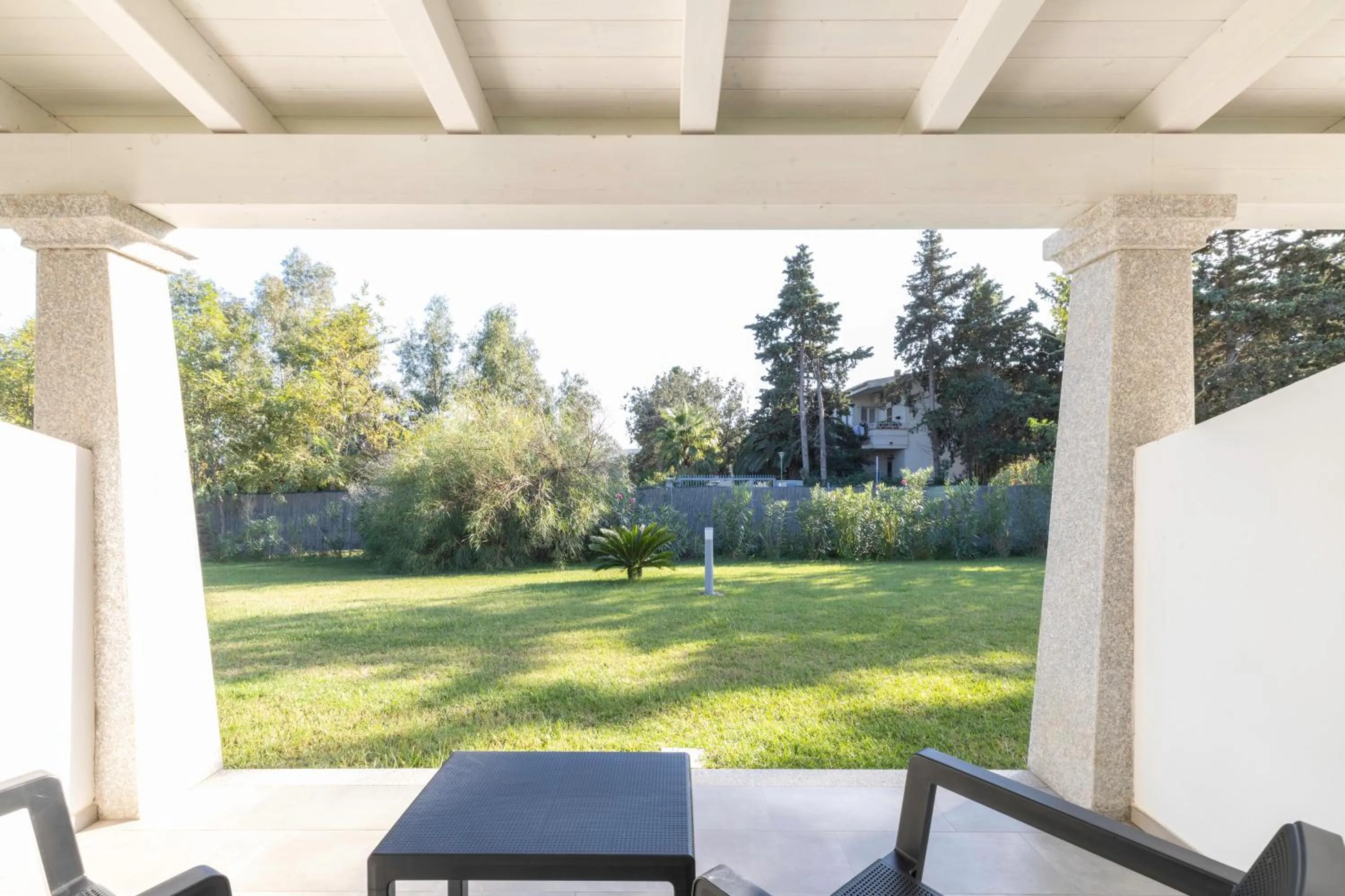 Patio in Hotel S'arena Beach