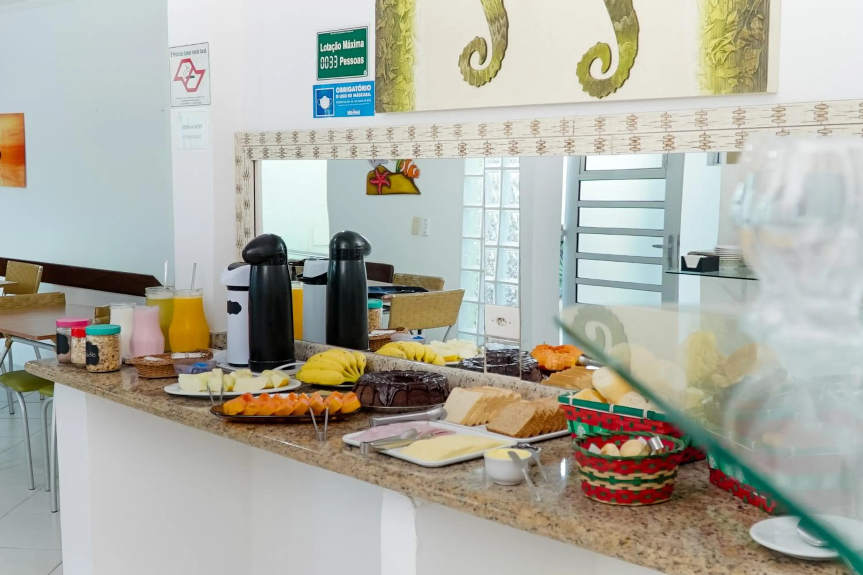 Food and drinks in VELINN Pousada Entre Praias