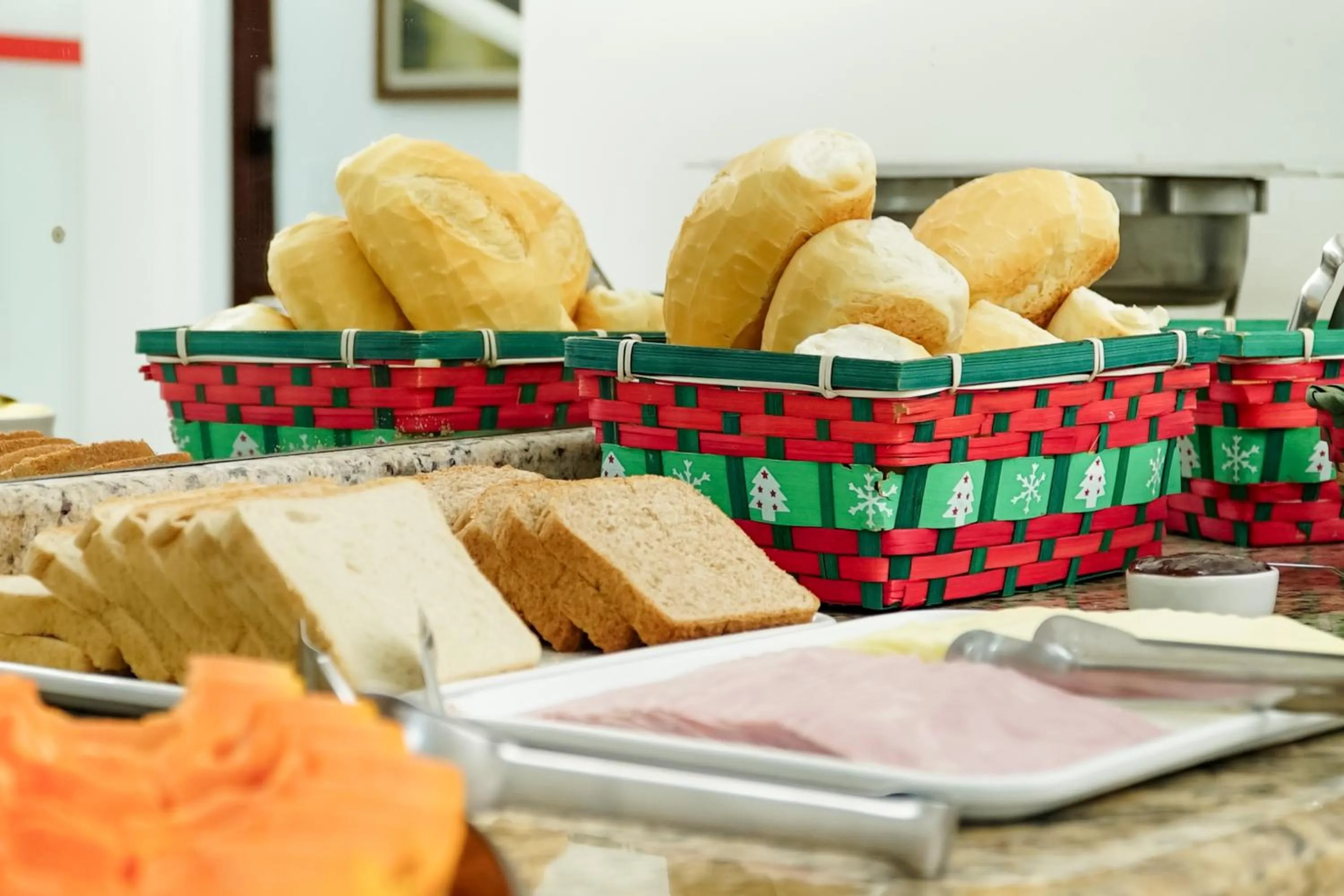 Food and drinks in VELINN Pousada Entre Praias