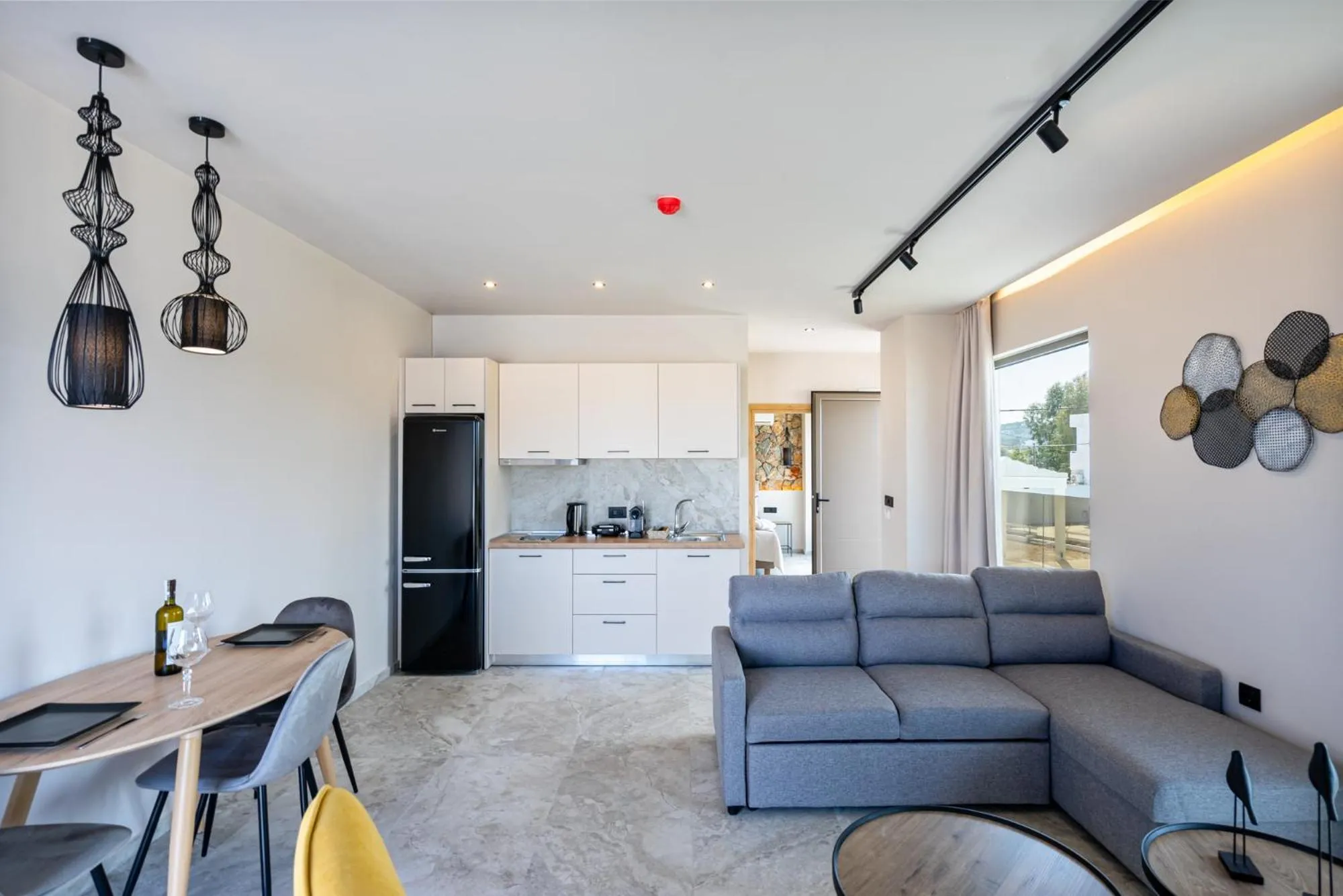 Kitchen or kitchenette in Pathos SeaSide Suites