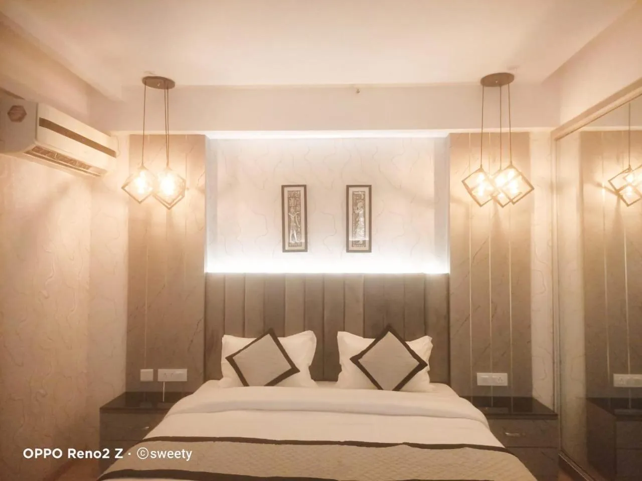 Bed in The Origin Suites DLF MY PAD