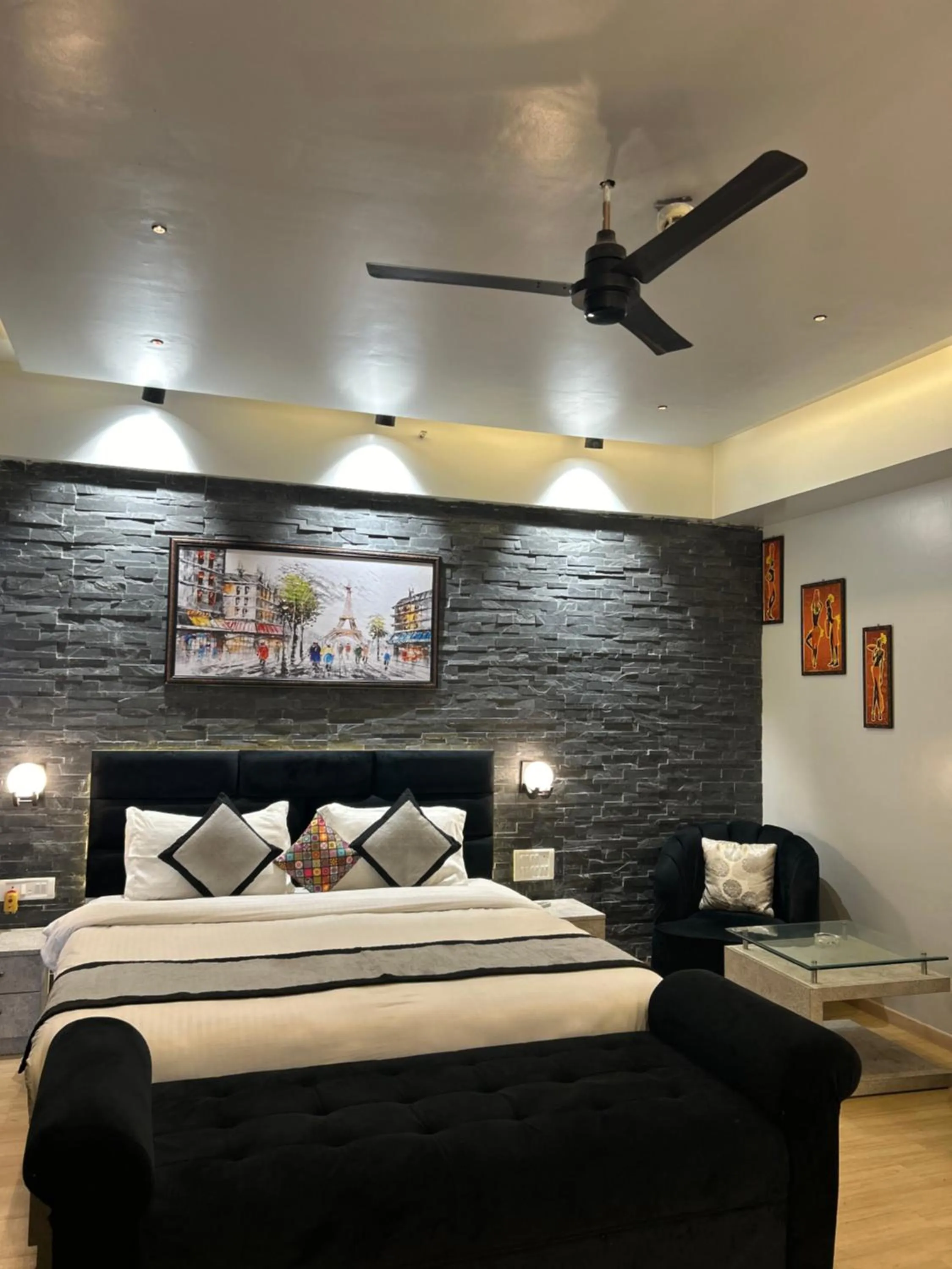 Bed in The Origin Suites DLF MY PAD