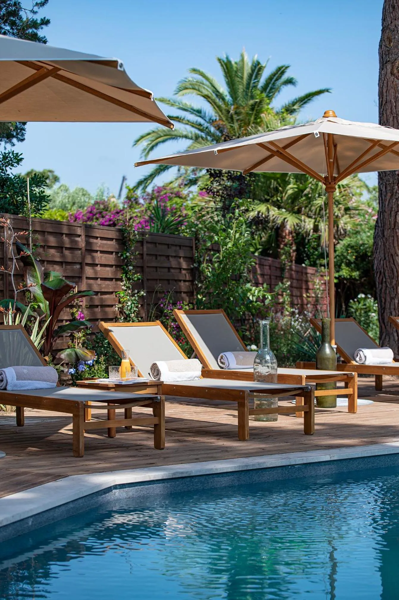 Swimming pool in Lou Cagnard