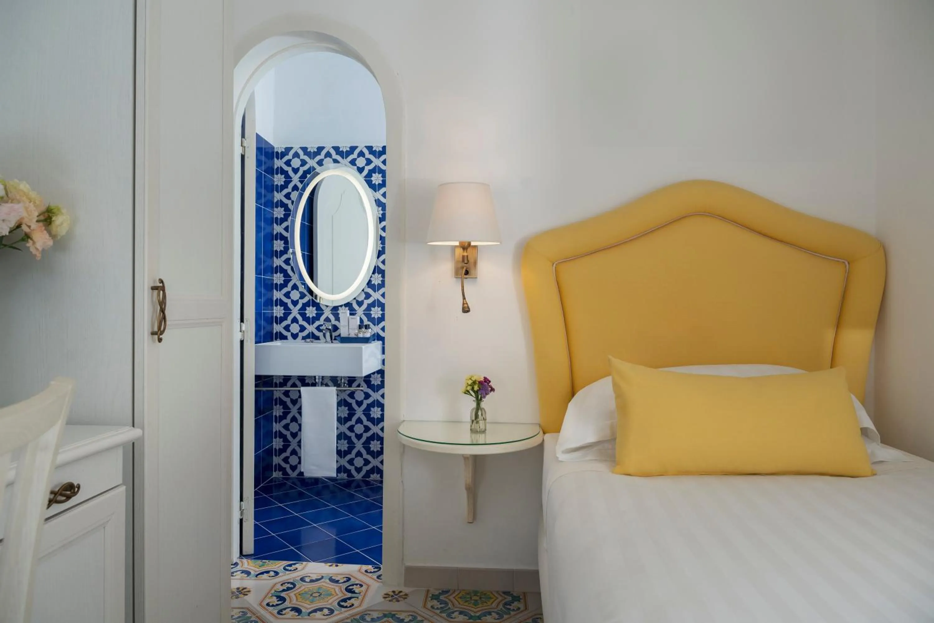 Bedroom, Bed in Hotel Savoia