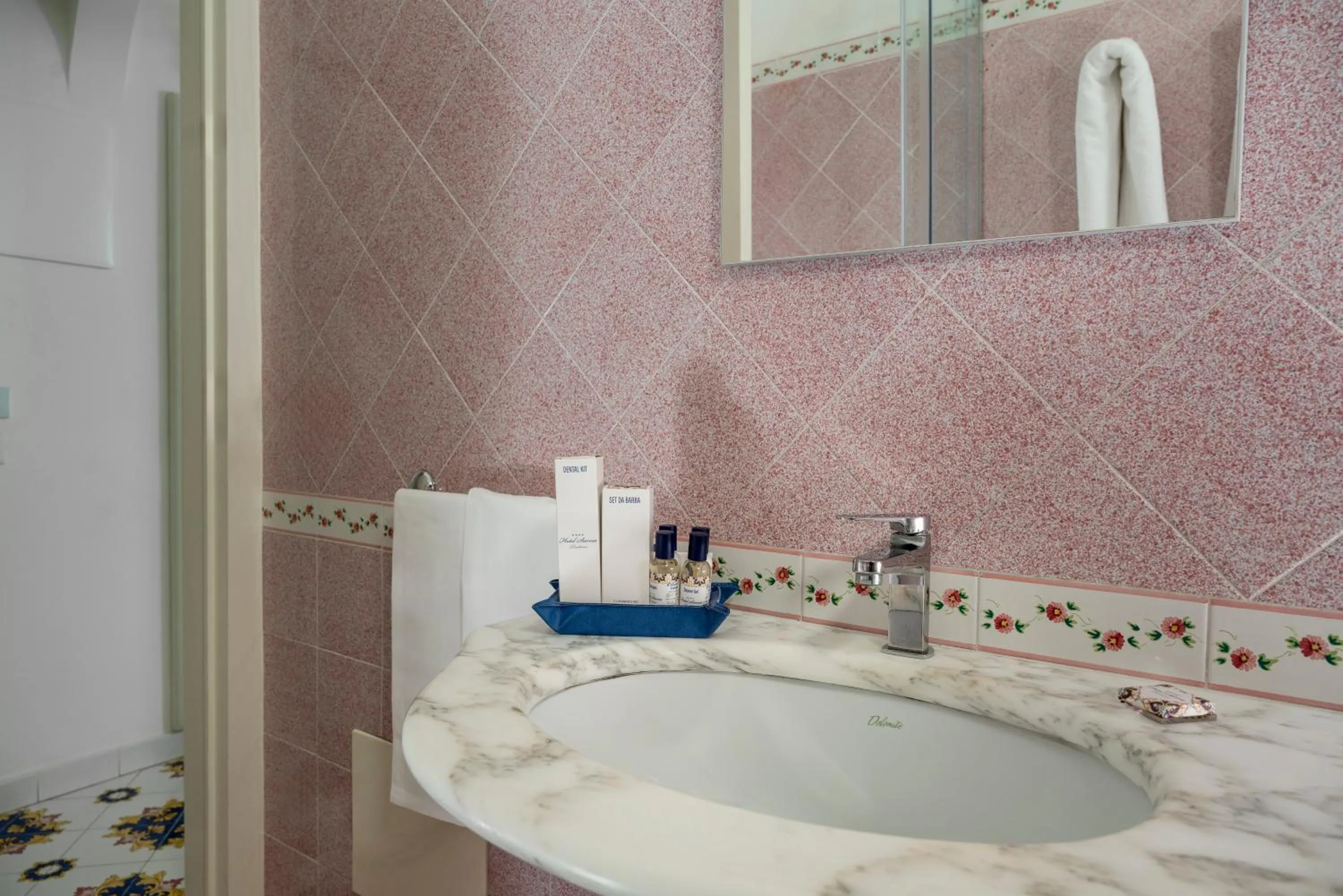 Bathroom in Hotel Savoia