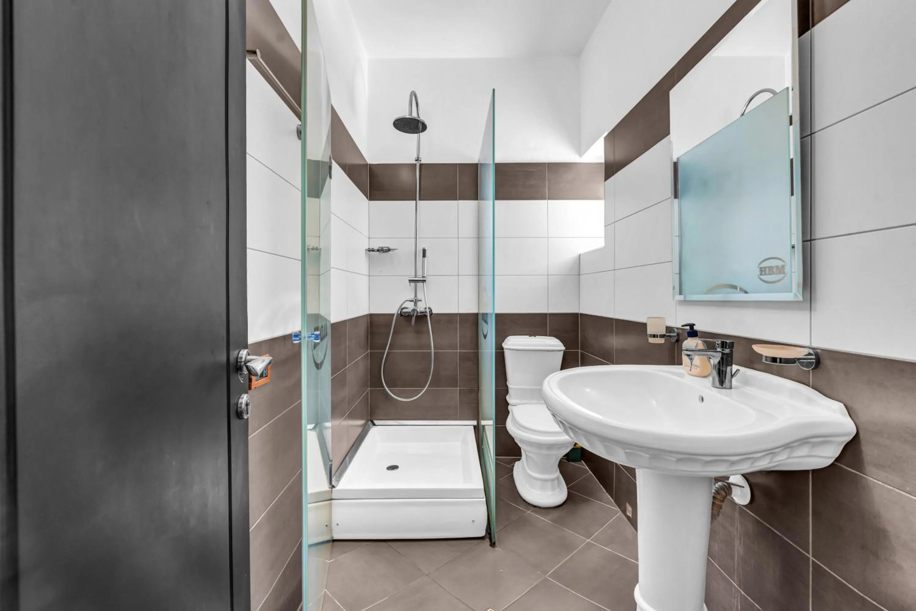 Shower in Villa ELMAR