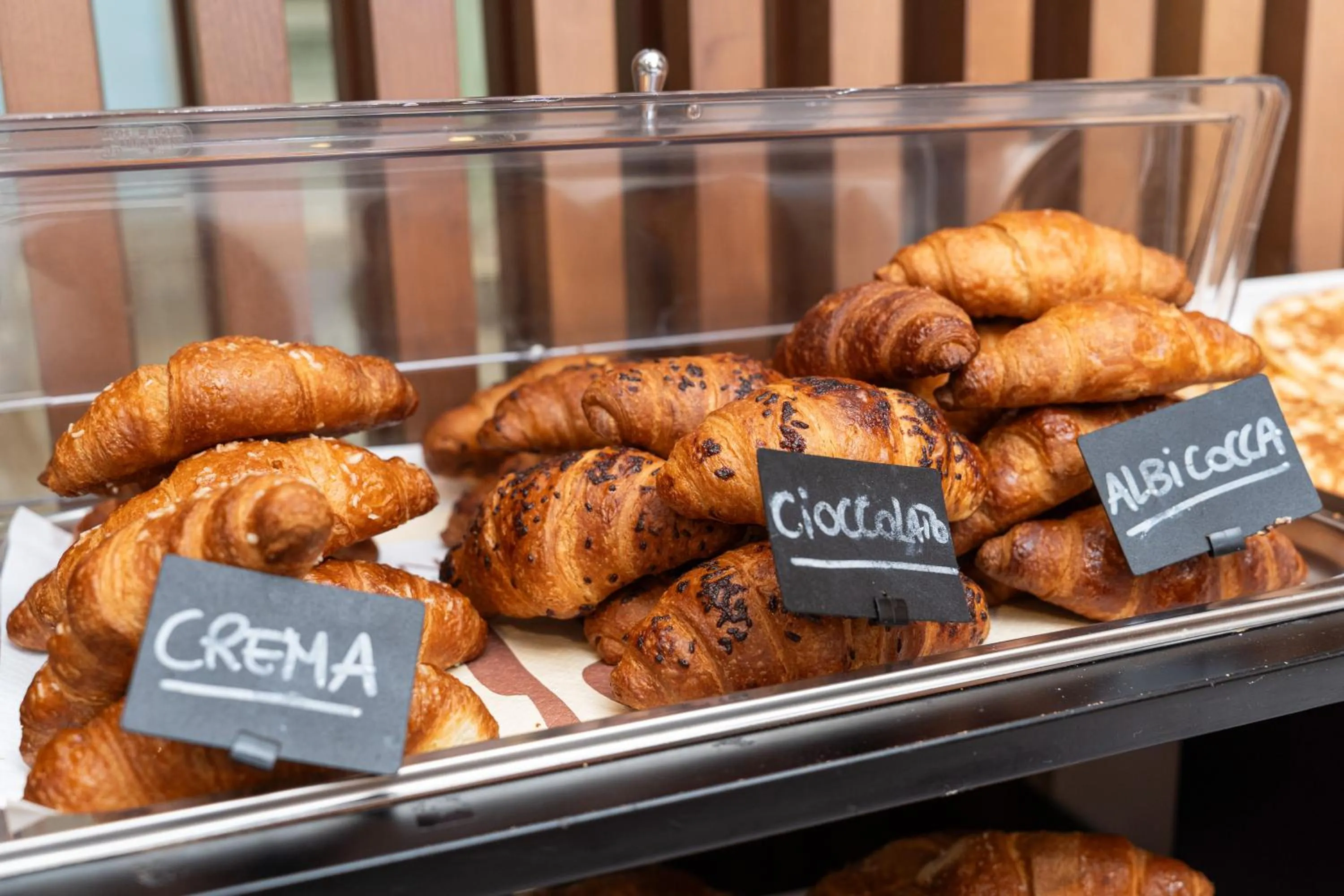 Breakfast in Hotel Romagna