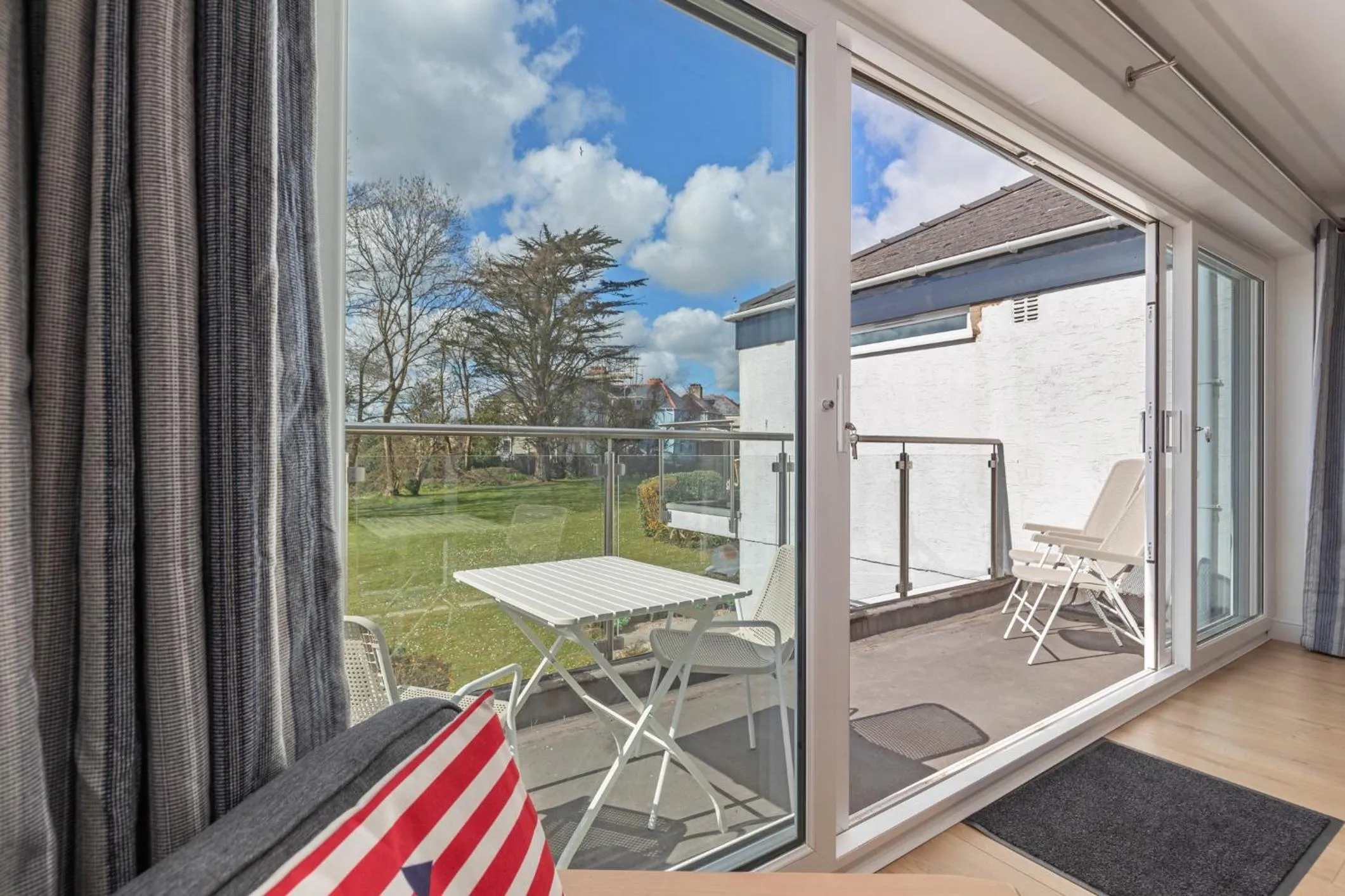 Other in Coedrath Park 20 - Modern Apartment, Close to the Beach