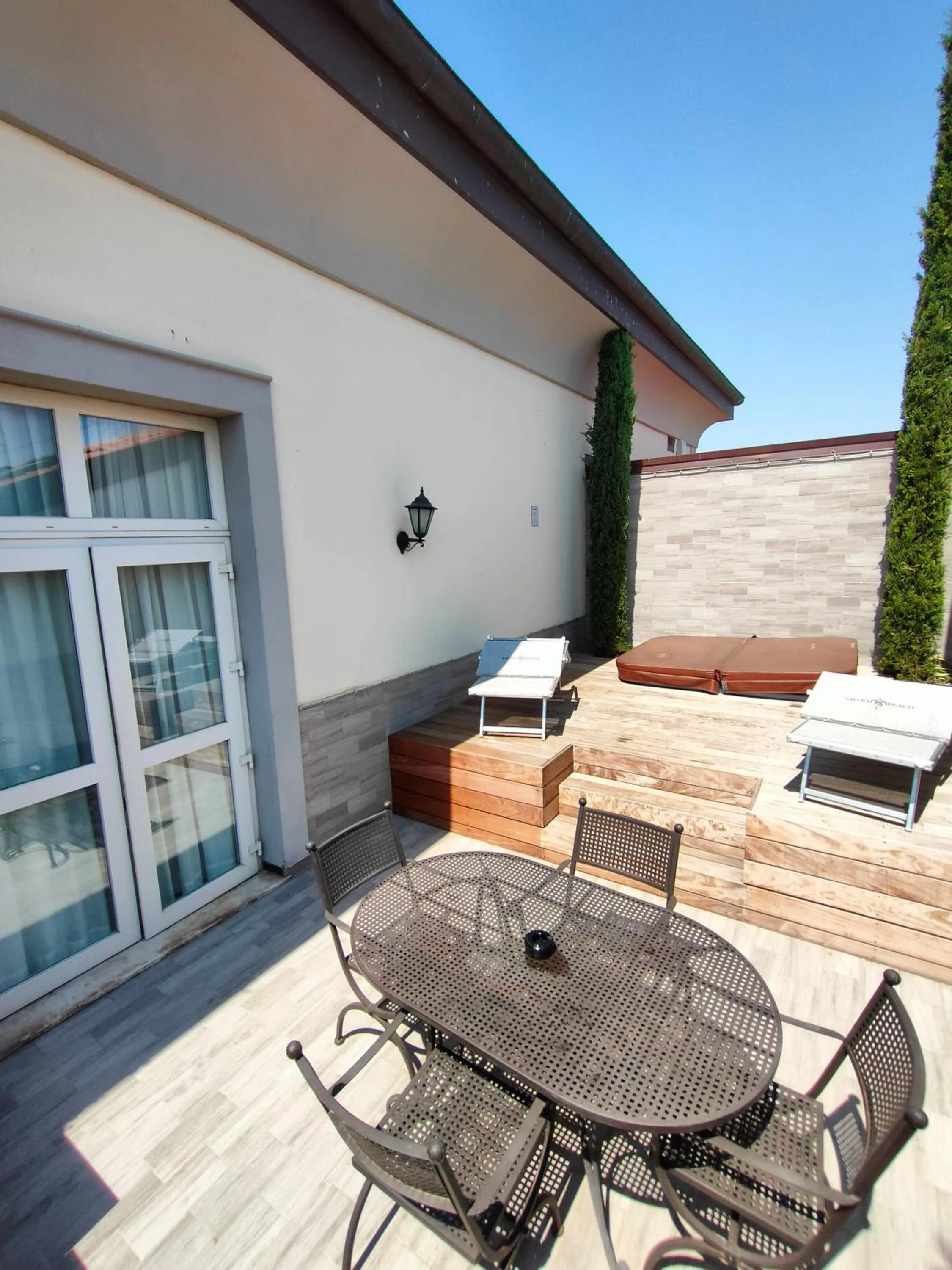 Balcony/Terrace in Savoia Hotel Regency