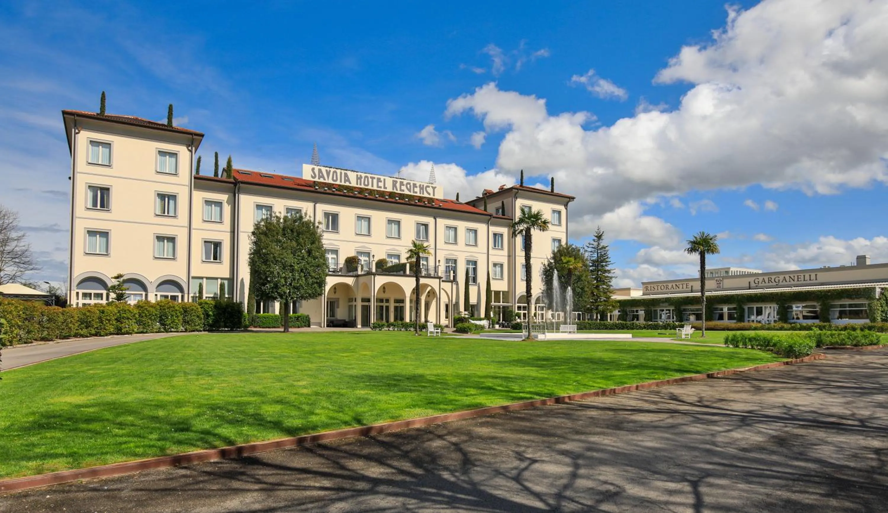 Property building in Savoia Hotel Regency