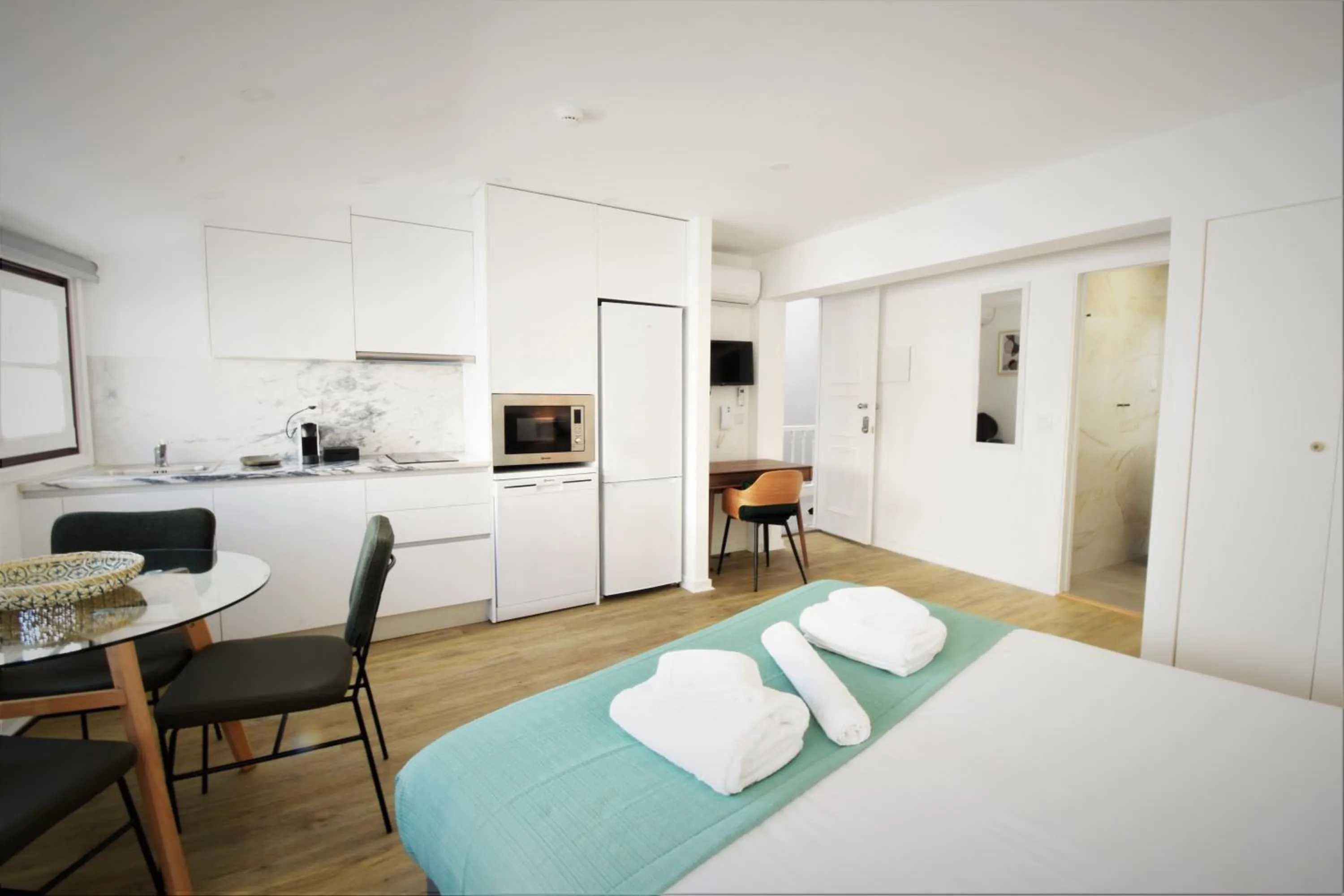 Kitchen or kitchenette, Bed in Sophia Studios