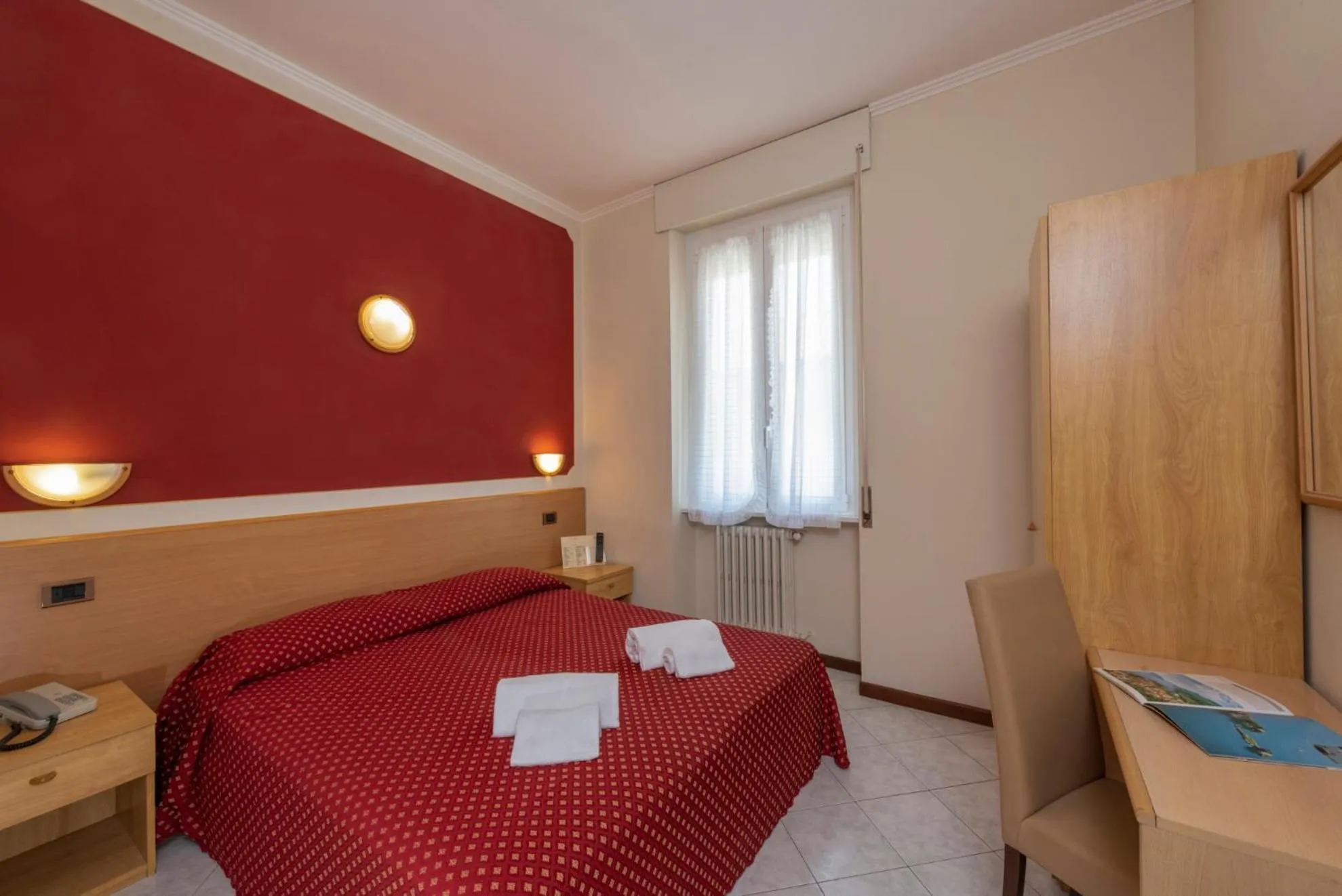 Bedroom, Bed in Hotel Boston