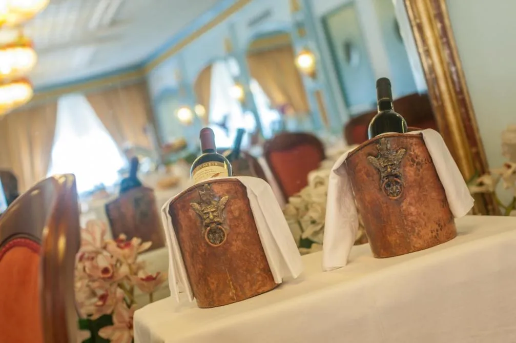 Food and drinks in Hotel Eliseo Park's