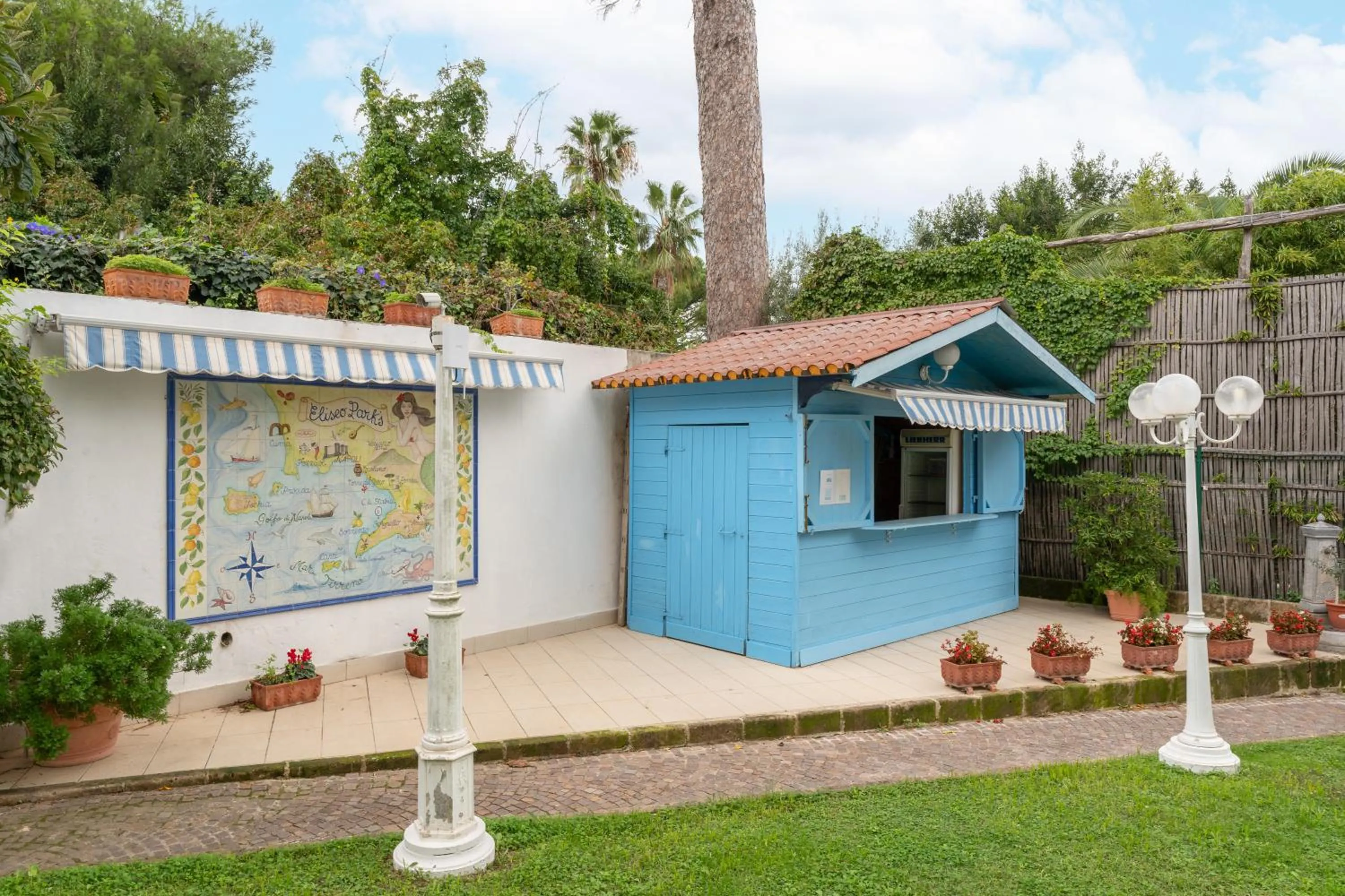 Swimming pool in Hotel Eliseo Park's