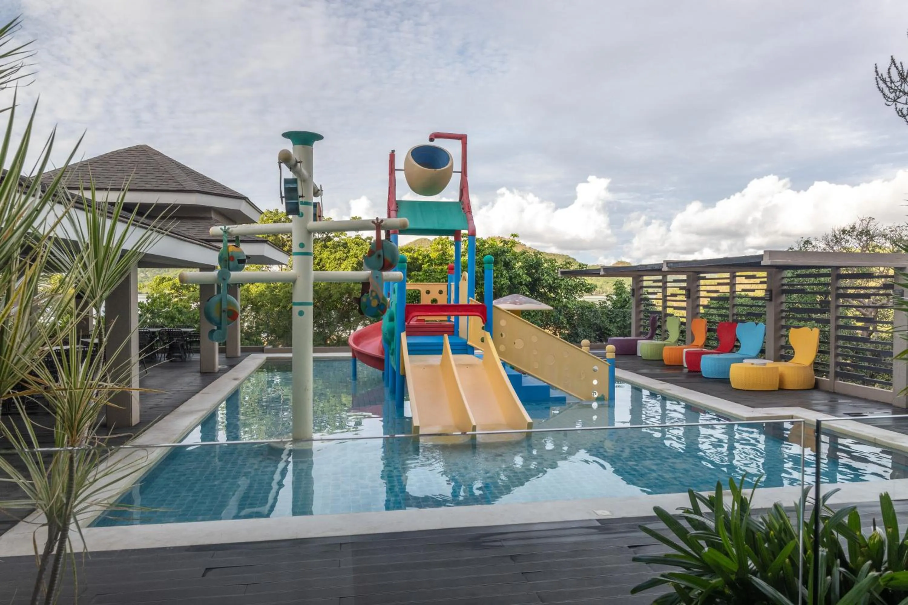 Swimming pool in Zuri Resort