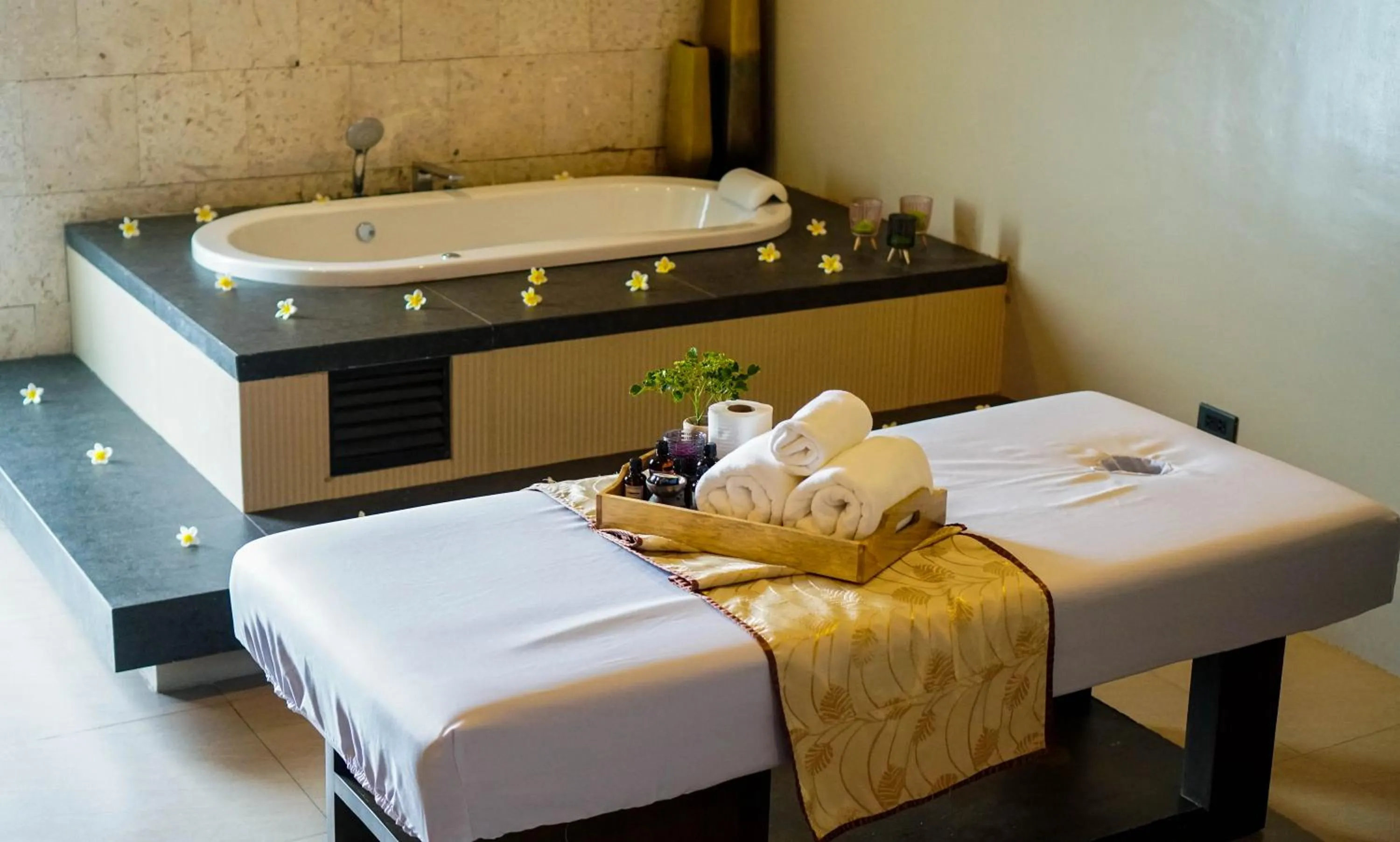 Spa and wellness centre/facilities, Bed in Zuri Resort