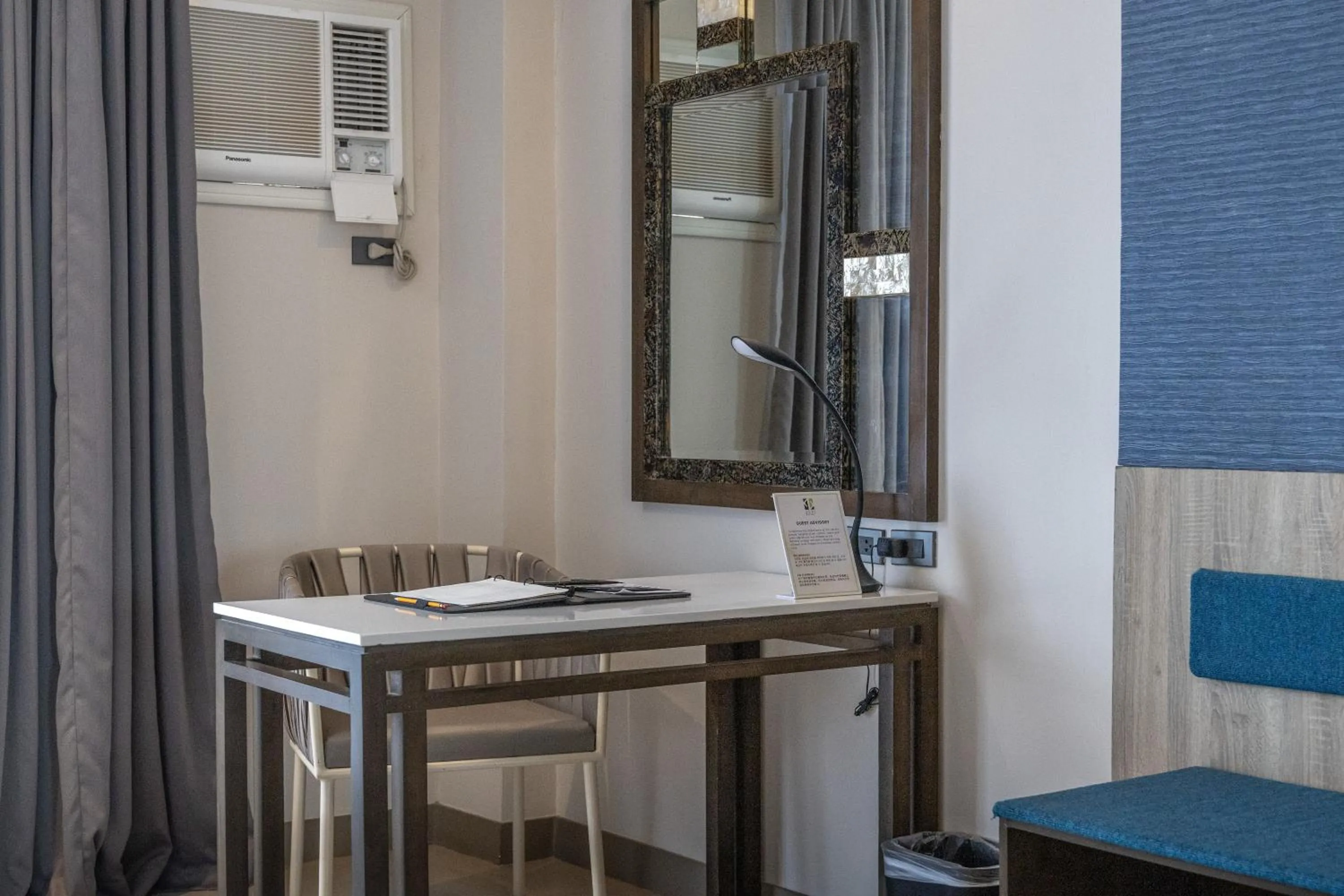 Living room in Zuri Resort