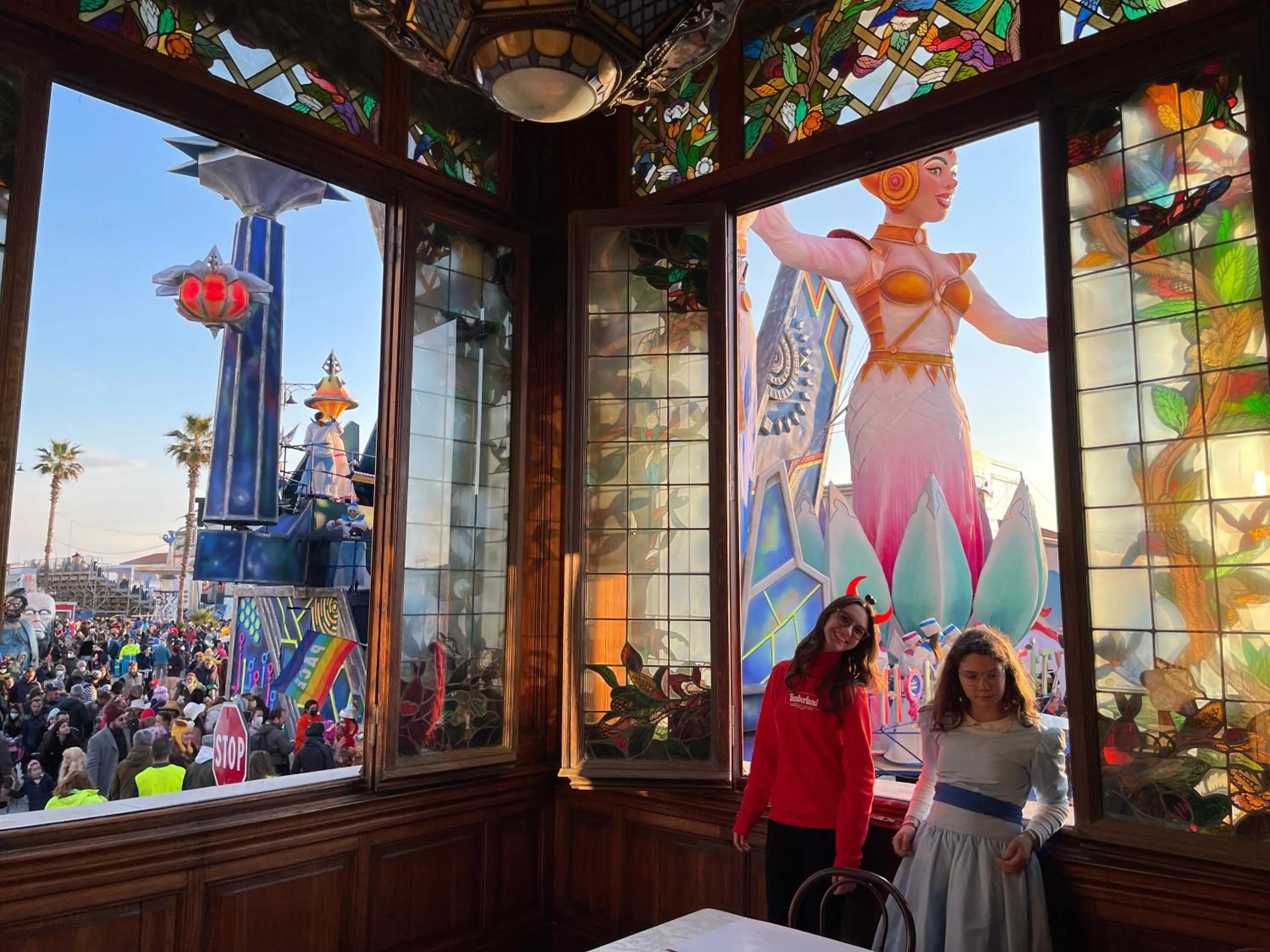 Communal lounge/ TV room in Villa Tina Hotel