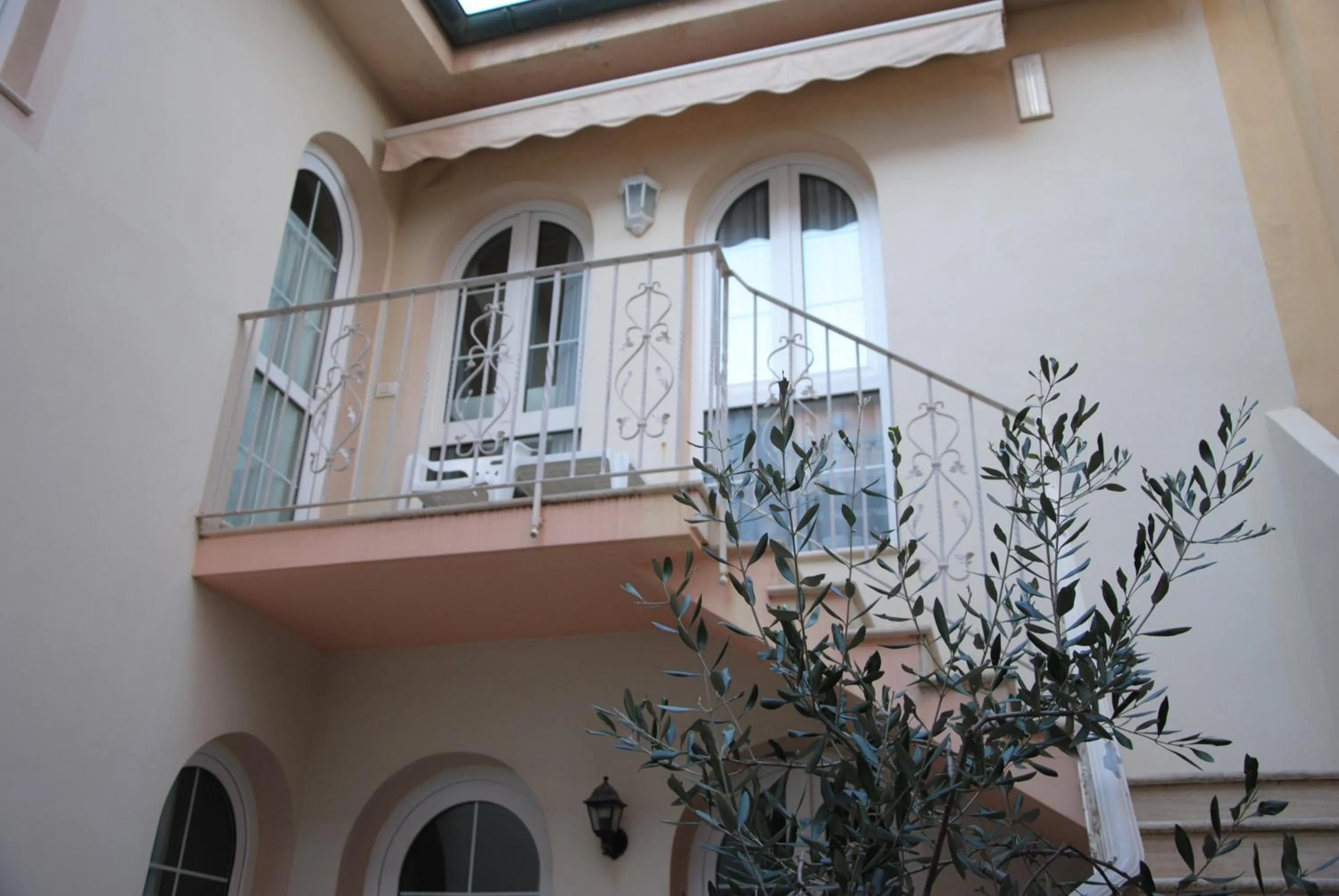 Inner courtyard view in Villa Tina Hotel