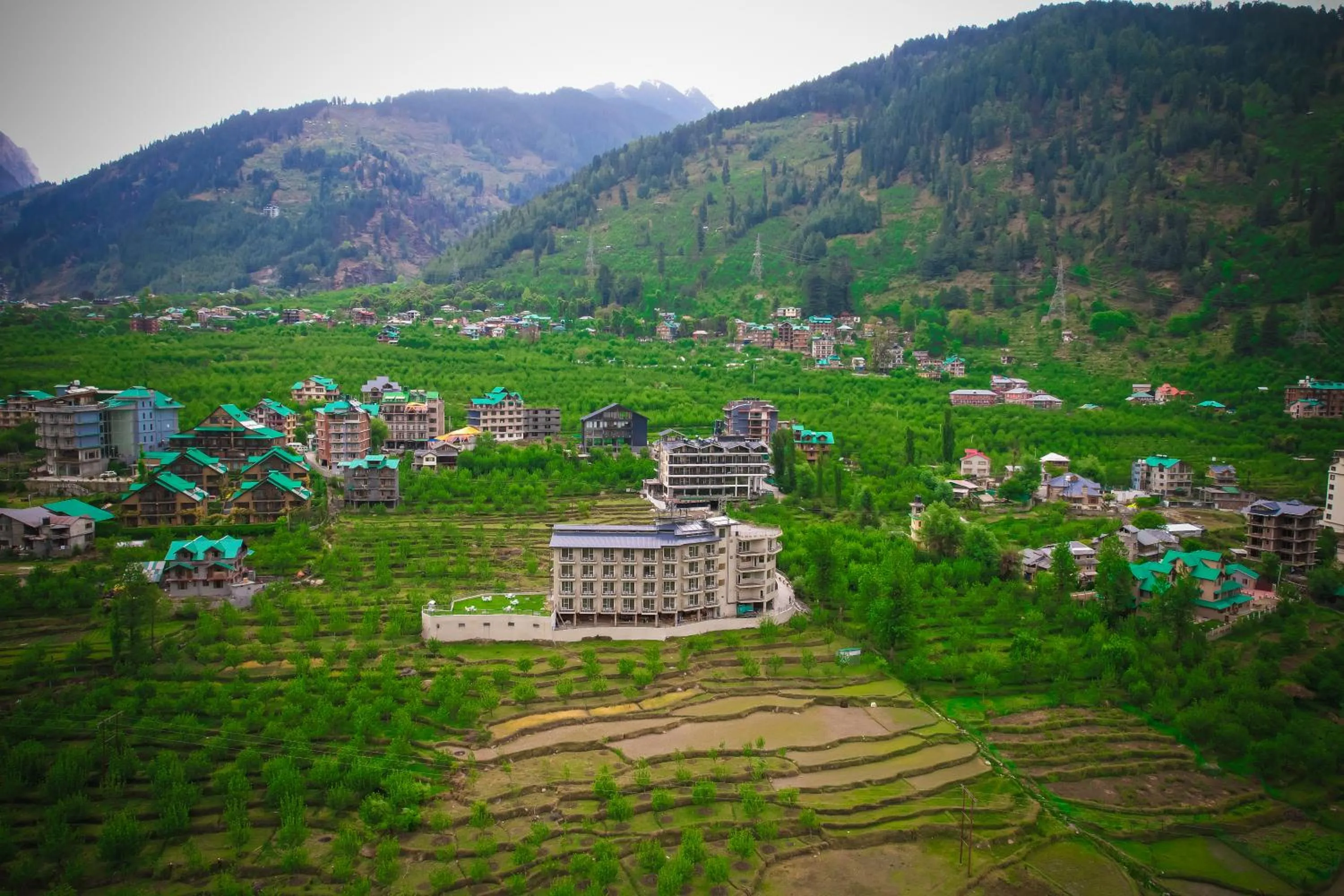 Property building in juSTa Grand View Resort & Spa, Manali